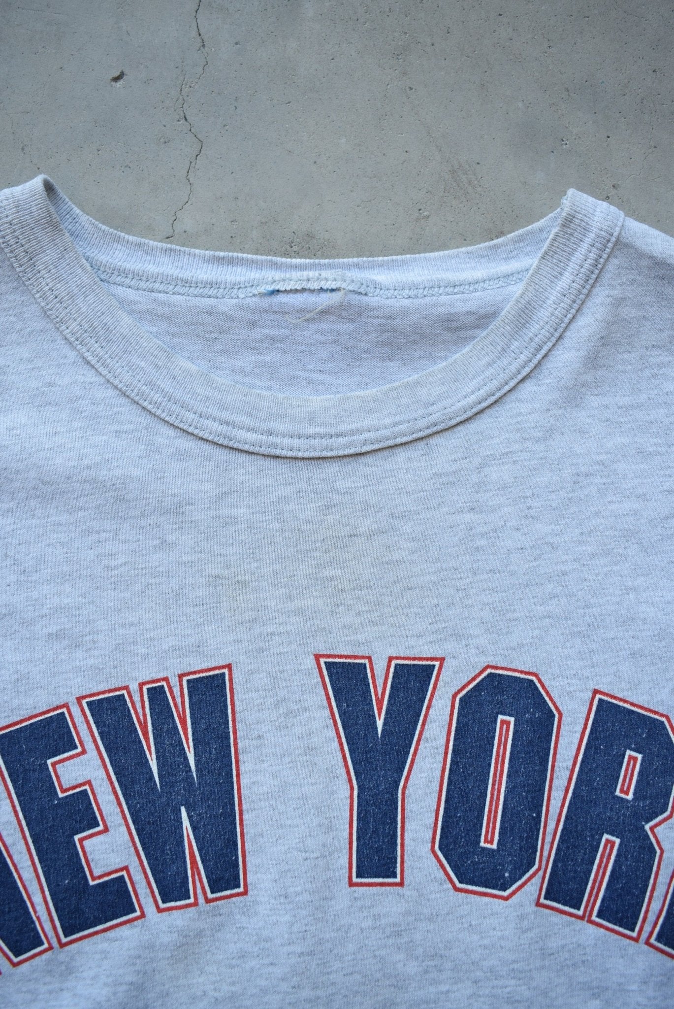 MLB New York Yankees Grey Graphic Tee — 1996 (L) - Retrospective Store
