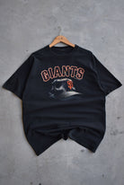 MLB San Francisco Giants Black Graphic Tee — 2005 (L) - Retrospective Store