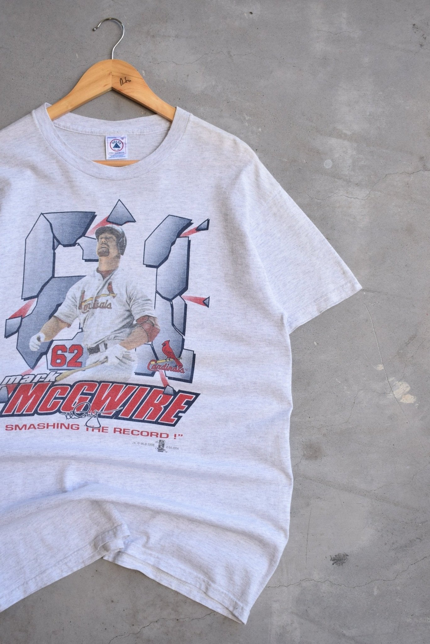 MLB St. Louis Cardinals Mark McGwire Tee — 1998 (M) - Retrospective Store