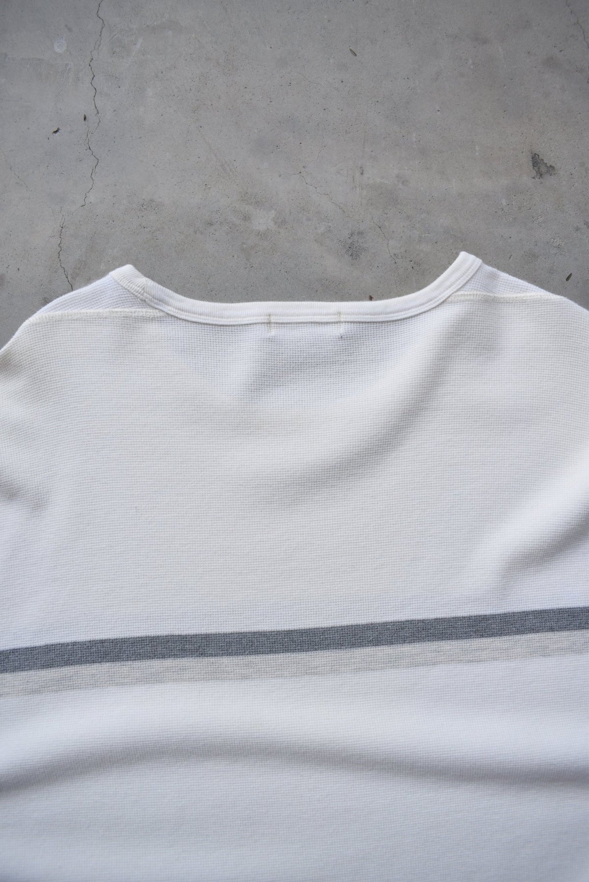 Nautica Cream Long Sleeve Spellout Tee — 2000s (XXL) - Retrospective Store