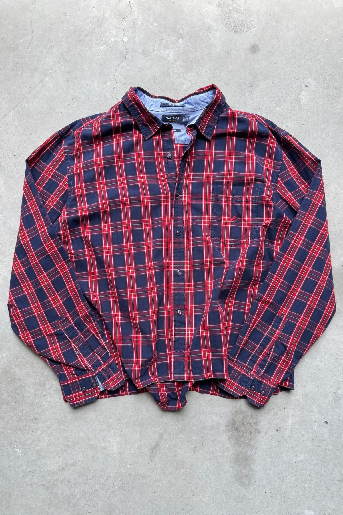 Nautica Red Cropped Long Sleeve Button Up — 2000s (XXL) - Retrospective Store