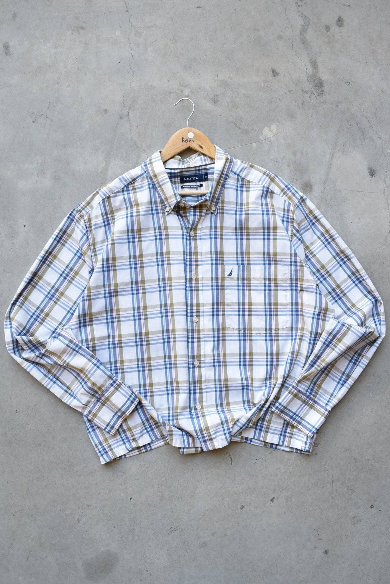 Nautica White & Tan Cropped Long Sleeve Button Up — 2000s (XL/XXL) - Retrospective Store