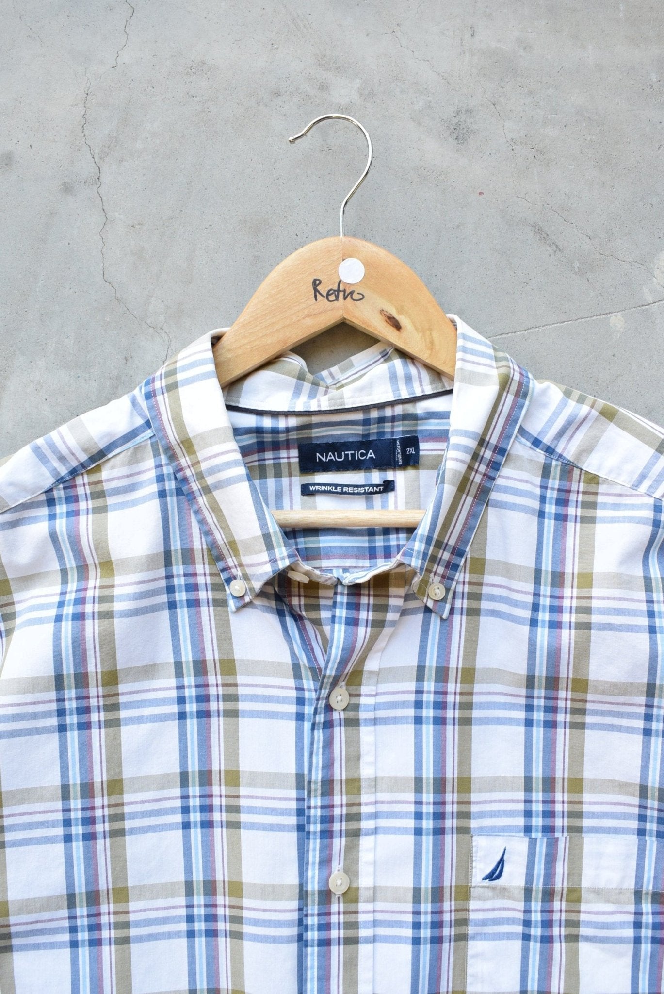 Nautica White & Tan Cropped Long Sleeve Button Up — 2000s (XL/XXL) - Retrospective Store