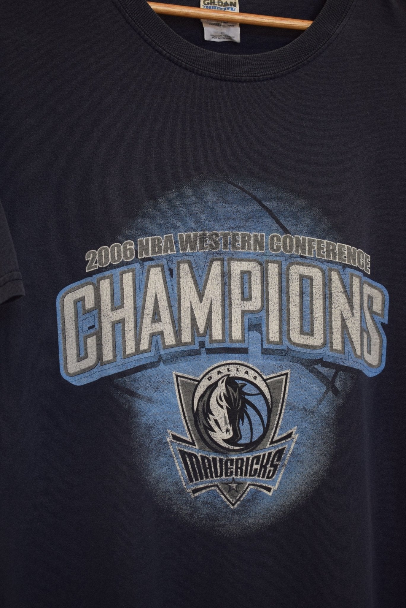 NBA Dallas Mavericks Western Conference Champions Tee — 2006 (L) - Retrospective Store