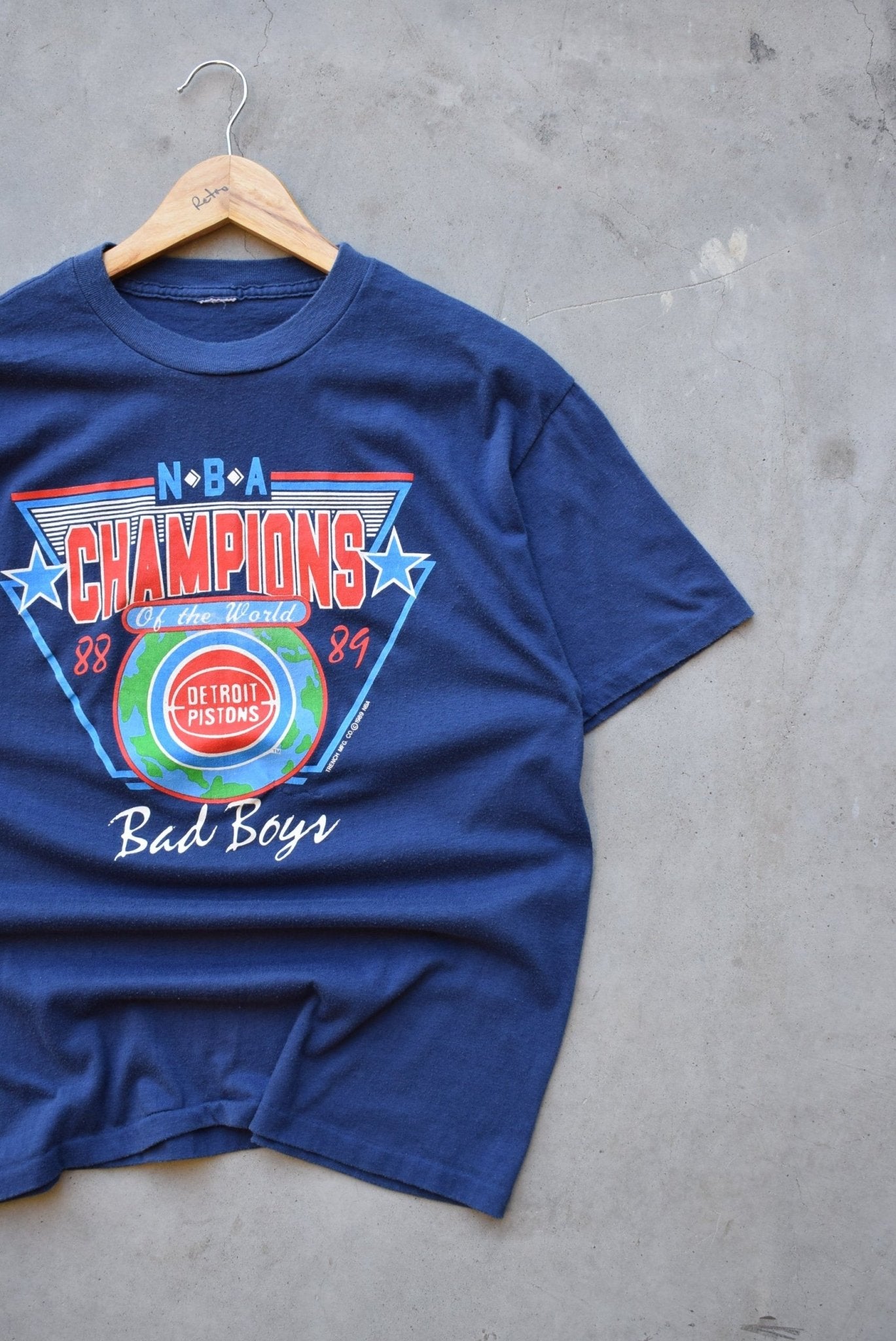 NBA Detroit Pistons Champions Navy Graphic Tee — 1989 (M) - Retrospective Store