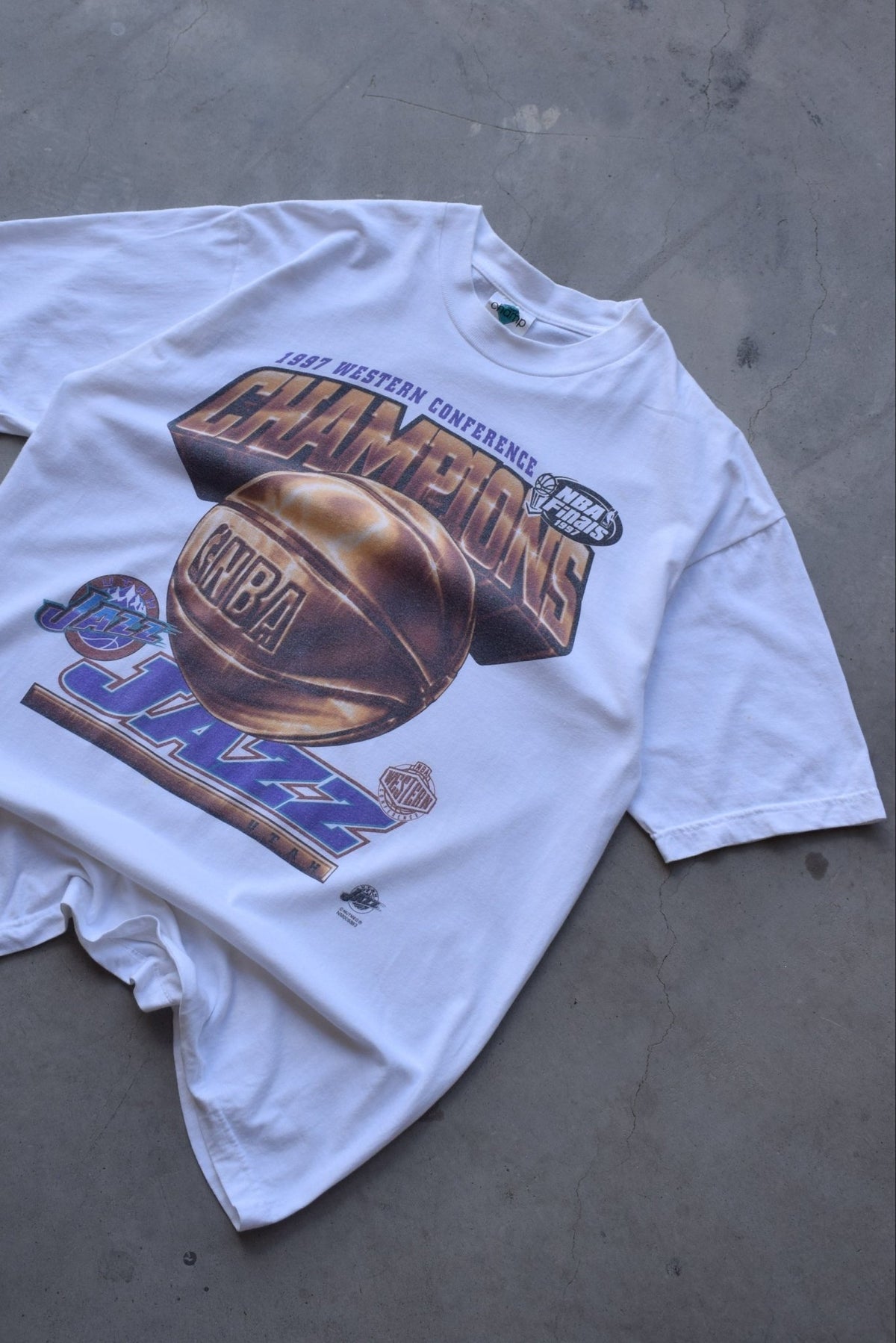 NBA Utah Jazz Champions White Graphic Tee — 1997 (L) - Retrospective Store