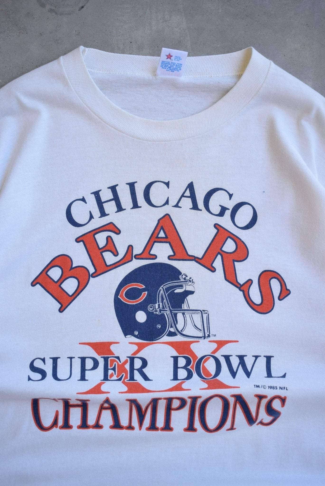 NFL Chicago Bears Superbowl XX Tee — 1985 (M) - Retrospective Store