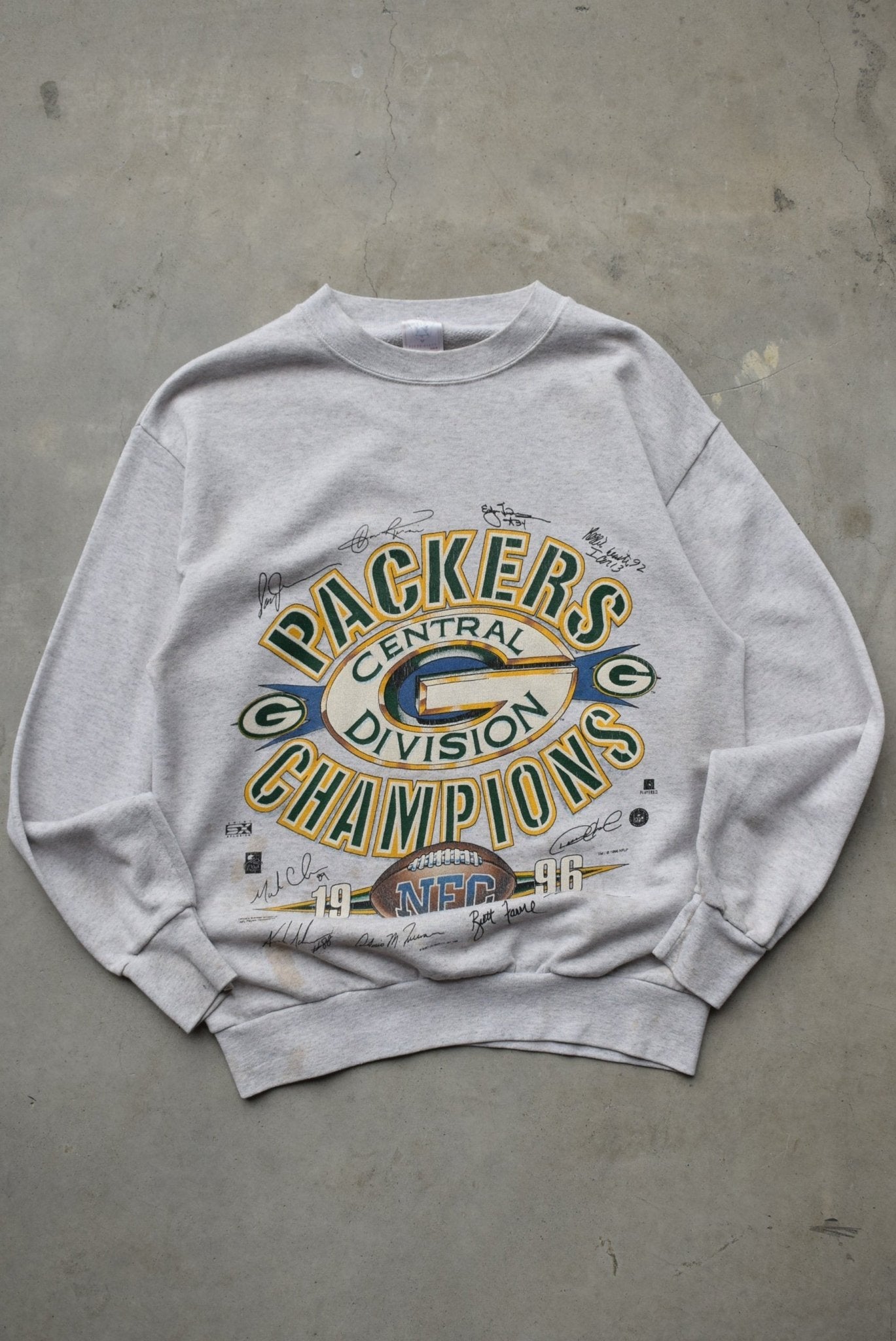 NFL Green Bay Packers Champions Grey Graphic Crewneck — 1996 (S/M) - Retrospective Store