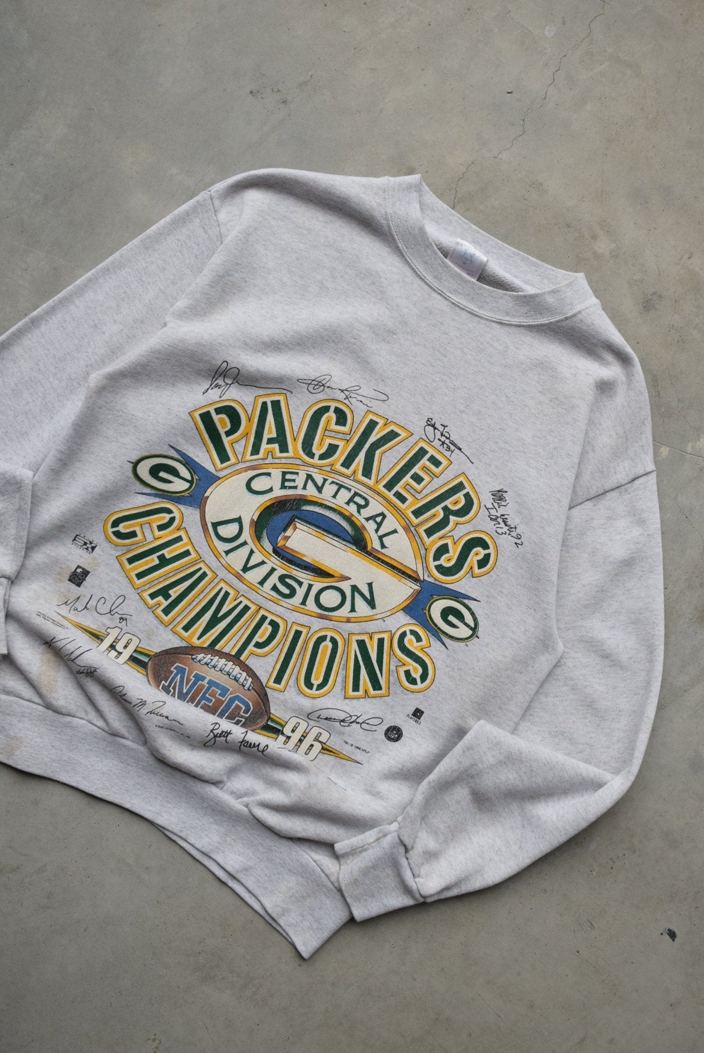 NFL Green Bay Packers Champions Grey Graphic Crewneck — 1996 (S/M) - Retrospective Store