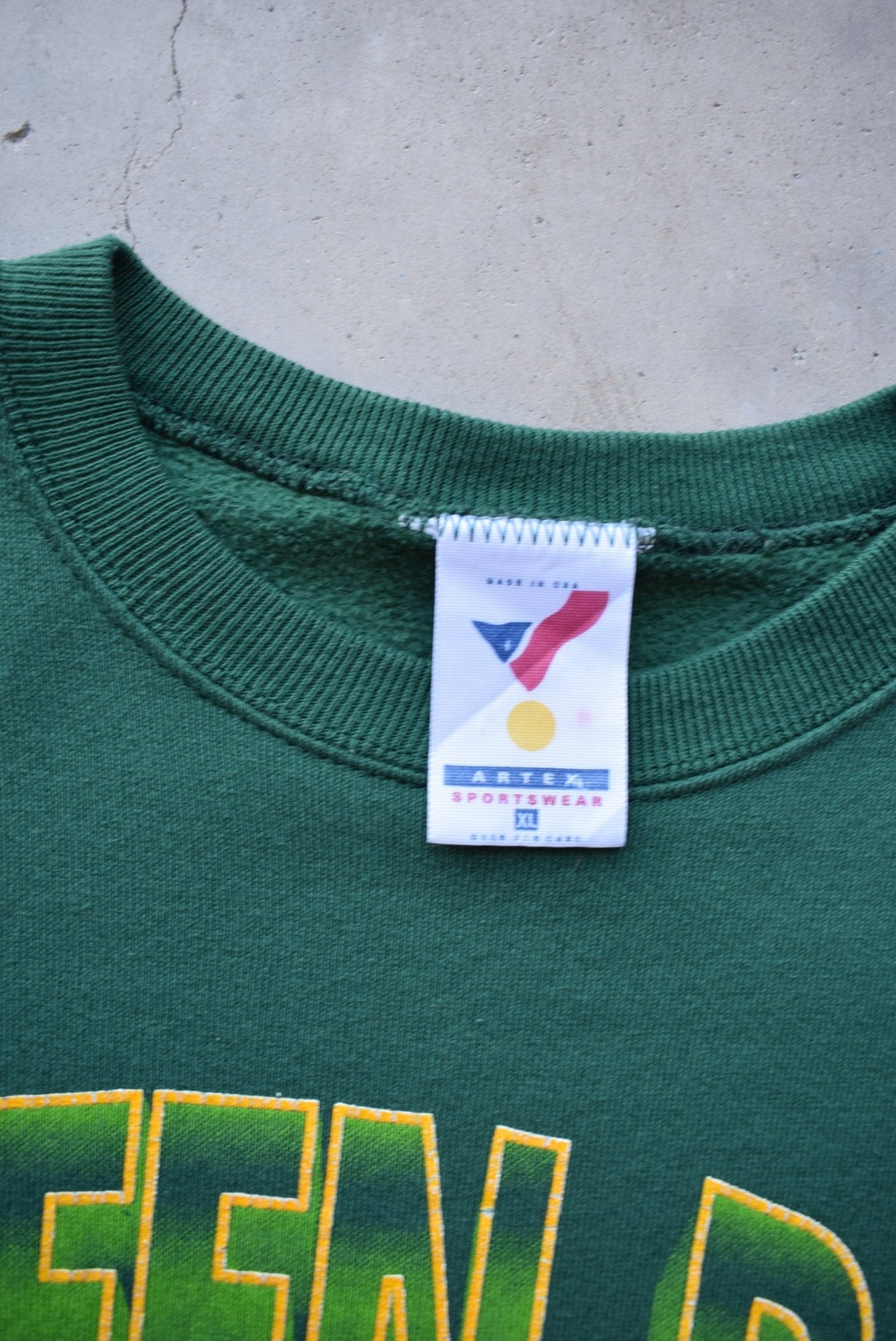 NFL Green Bay Packers Green Graphic Crewneck — 1994 (M) - Retrospective Store