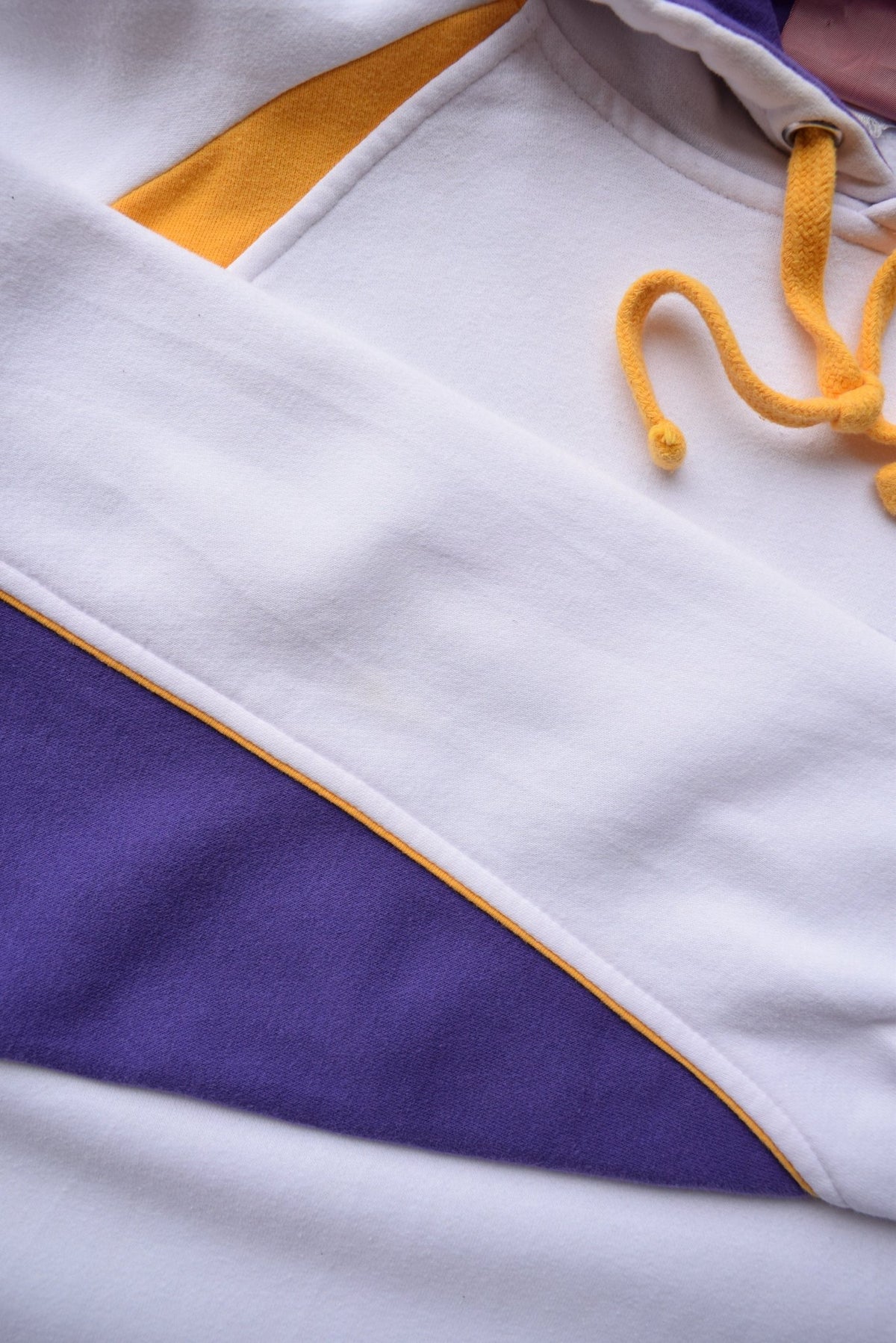 NFL Minnesota Vikings White & Purple Embroidered Hoodie — 2000s (XXL) - Retrospective Store