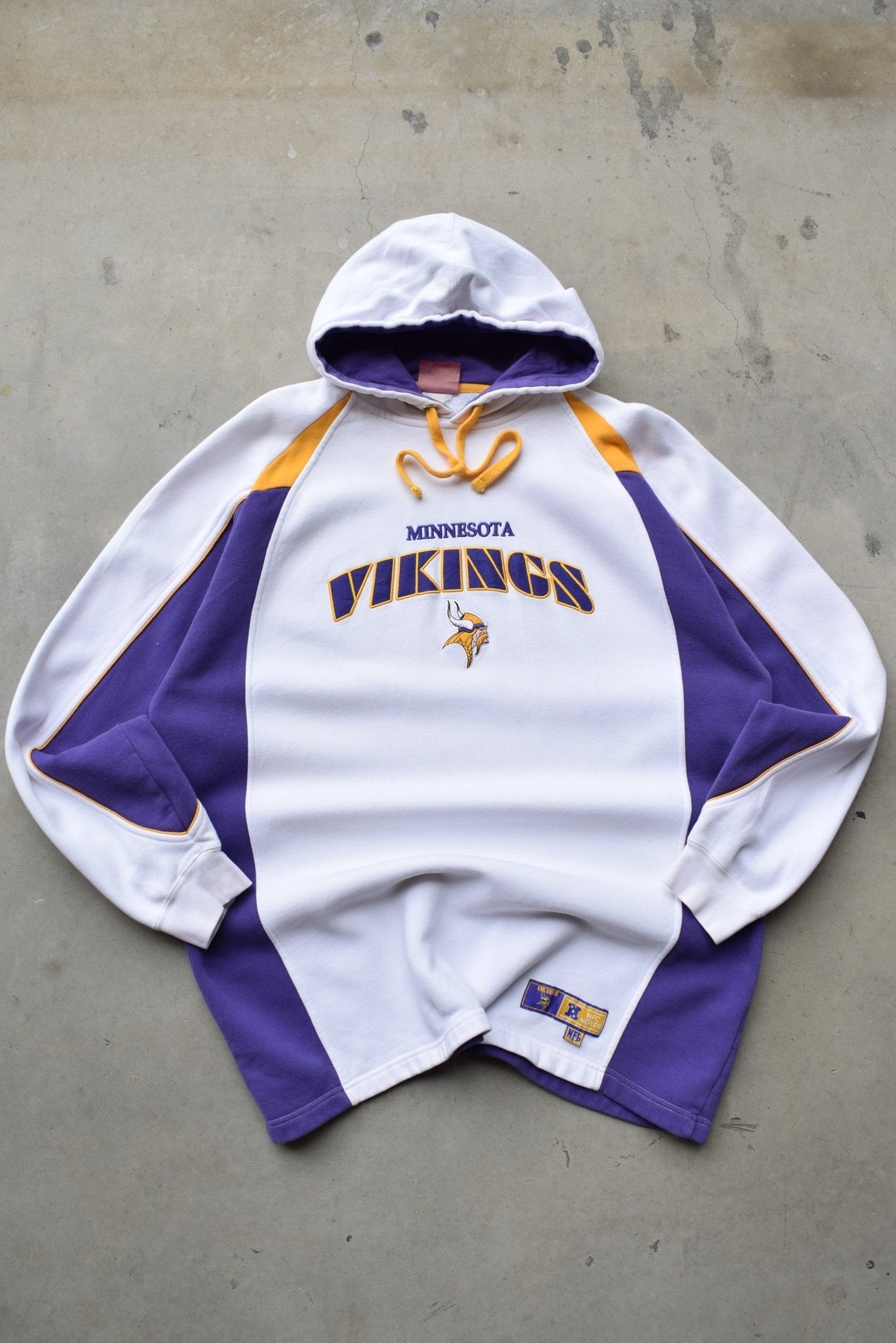 Vintage Sports & College – Retrospective Store