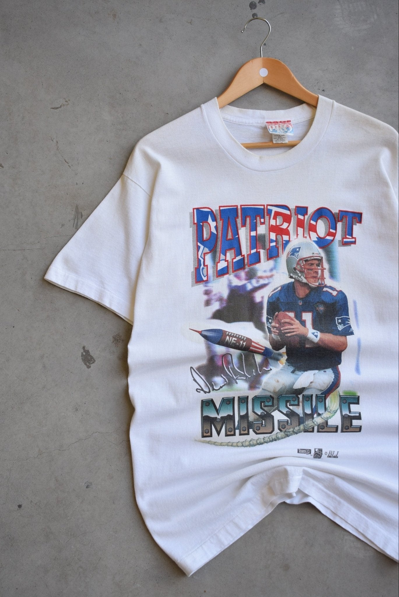 NFL New England Patriots 'Patriot Missile' Tee — 1990s (M) - Retrospective Store