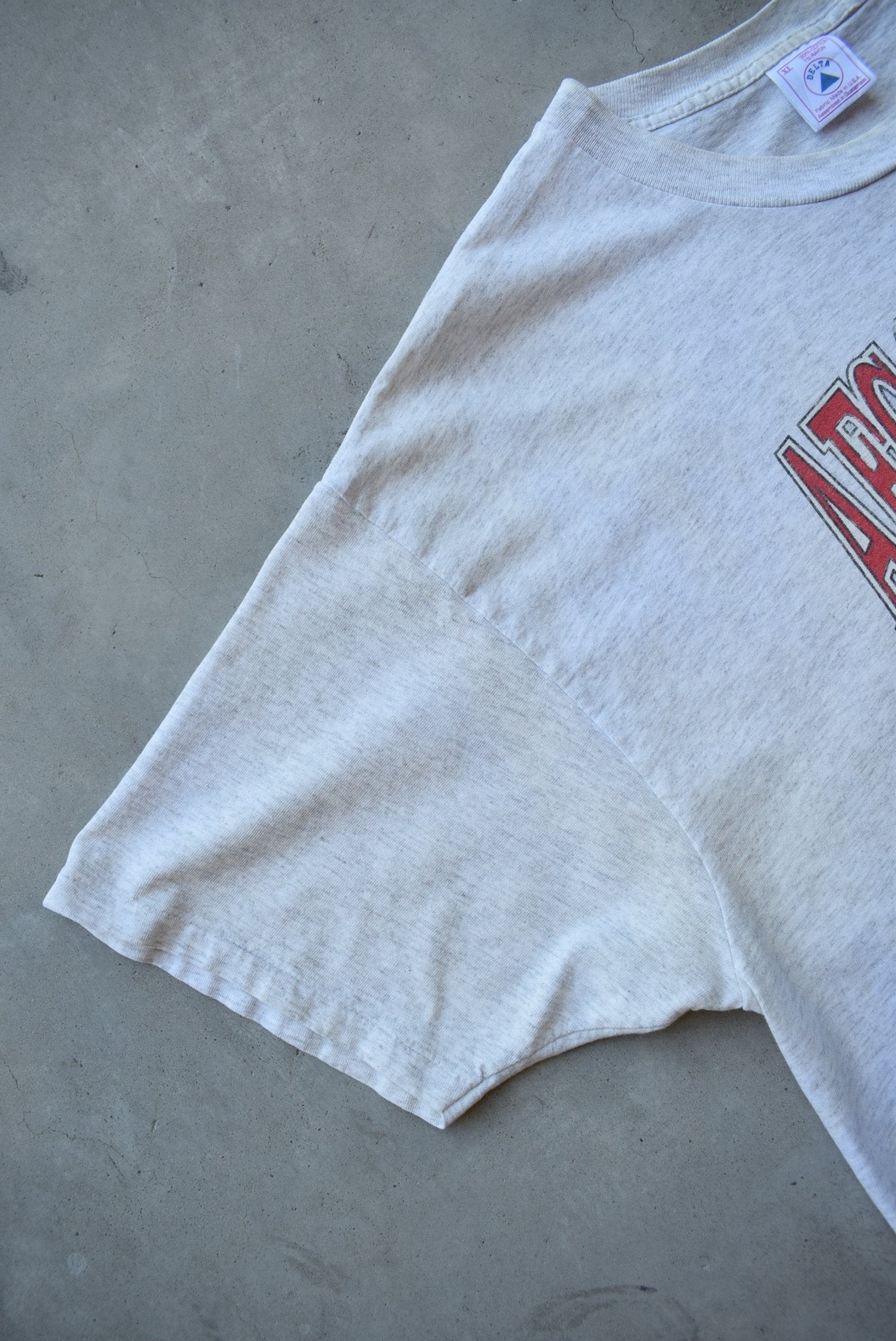 NFL New England Patriots Superbowl XXXI Grey Graphic Tee — 1996 (XL) - Retrospective Store