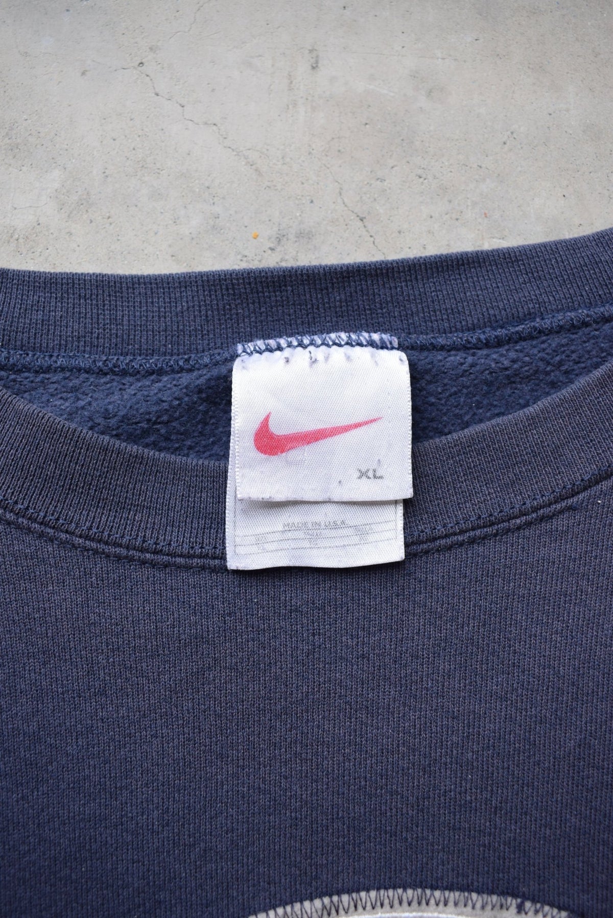 Nike Athletics Navy Embroidered Spellout Crewneck — 1990s (XL) - Retrospective Store