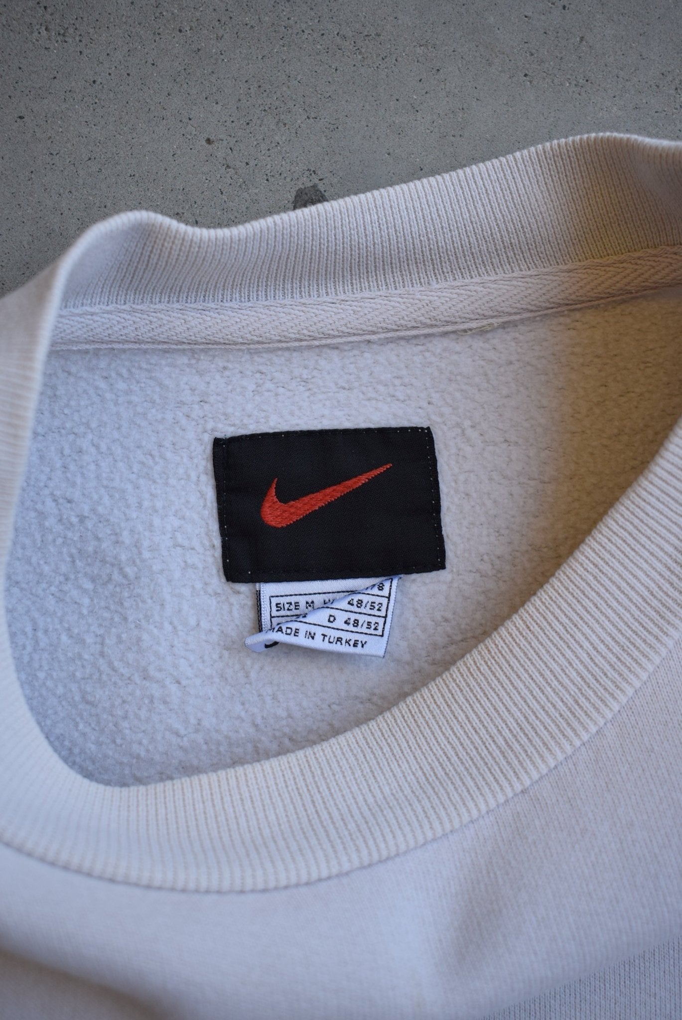 Nike Beige Embroidered Swoosh Crewneck — 1990s (L) - Retrospective Store