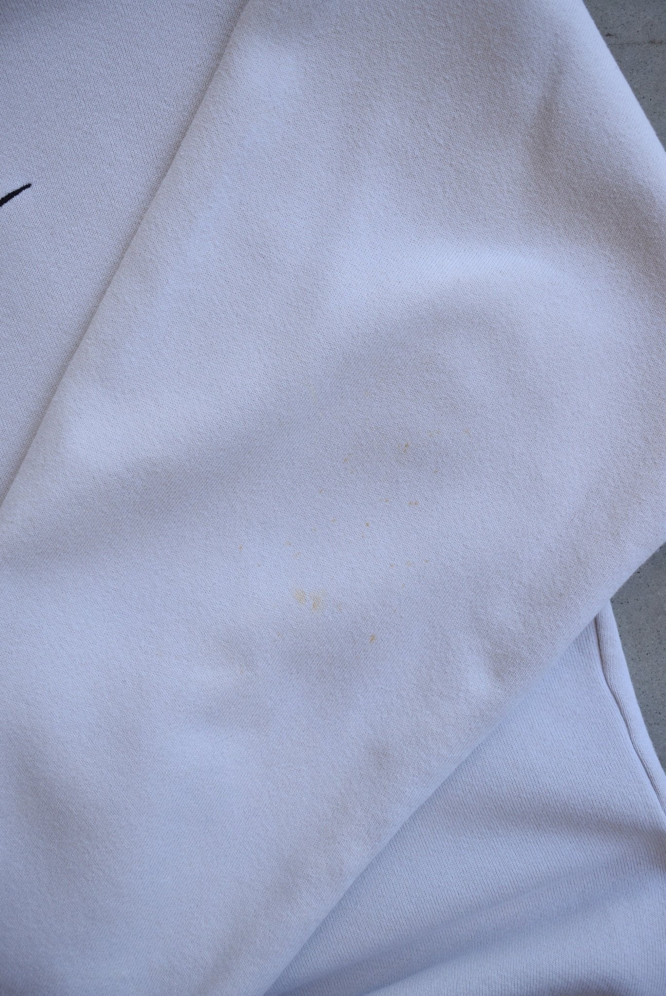 Nike Beige Embroidered Swoosh Crewneck — 1990s (L) - Retrospective Store