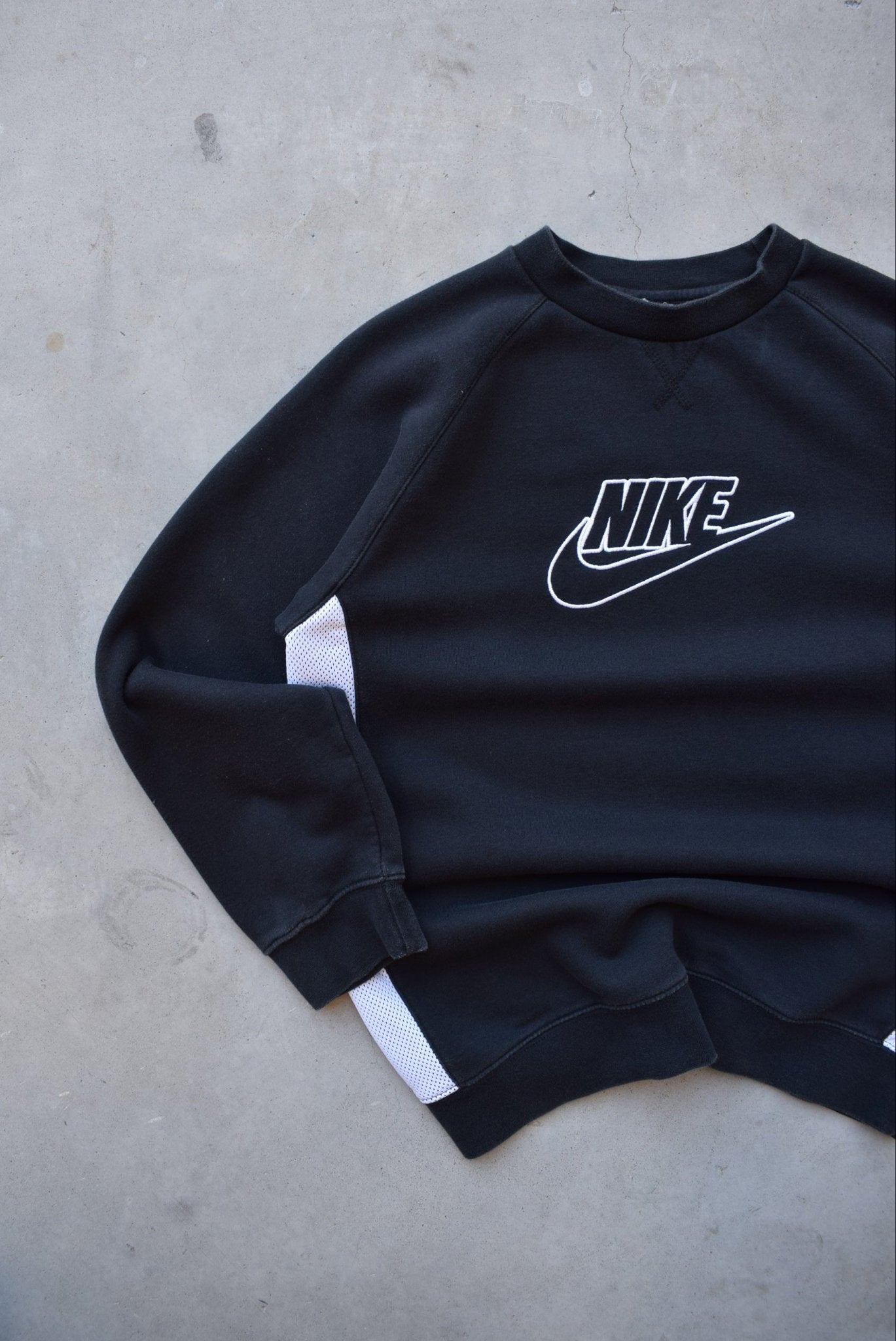 Nike Black Embroidered Spellout Crewneck — 2000s (S/M) - Retrospective Store
