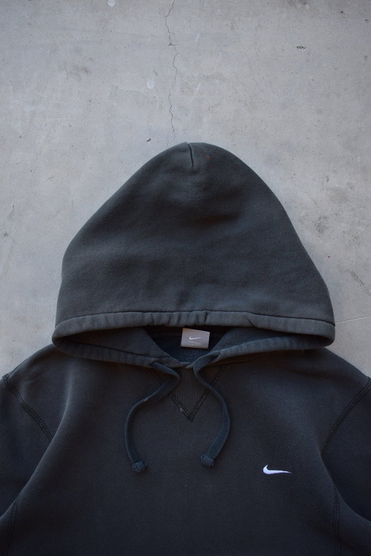 Nike Black Embroidered Swoosh Hoodie — 2000s (S) - Retrospective Store