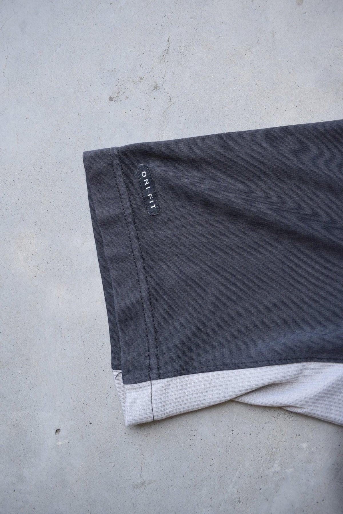 Nike Black & Grey Dri-Fit Tee — 2000s (M/L) - Retrospective Store
