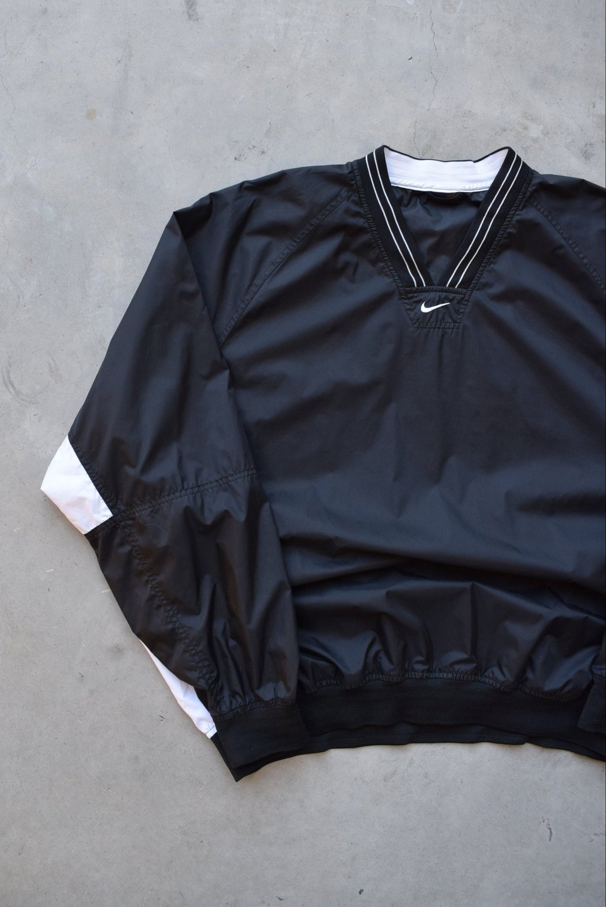 Nike Black & White Embroidered Swoosh Pullover Jacket — 1990s (XXL) - Retrospective Store
