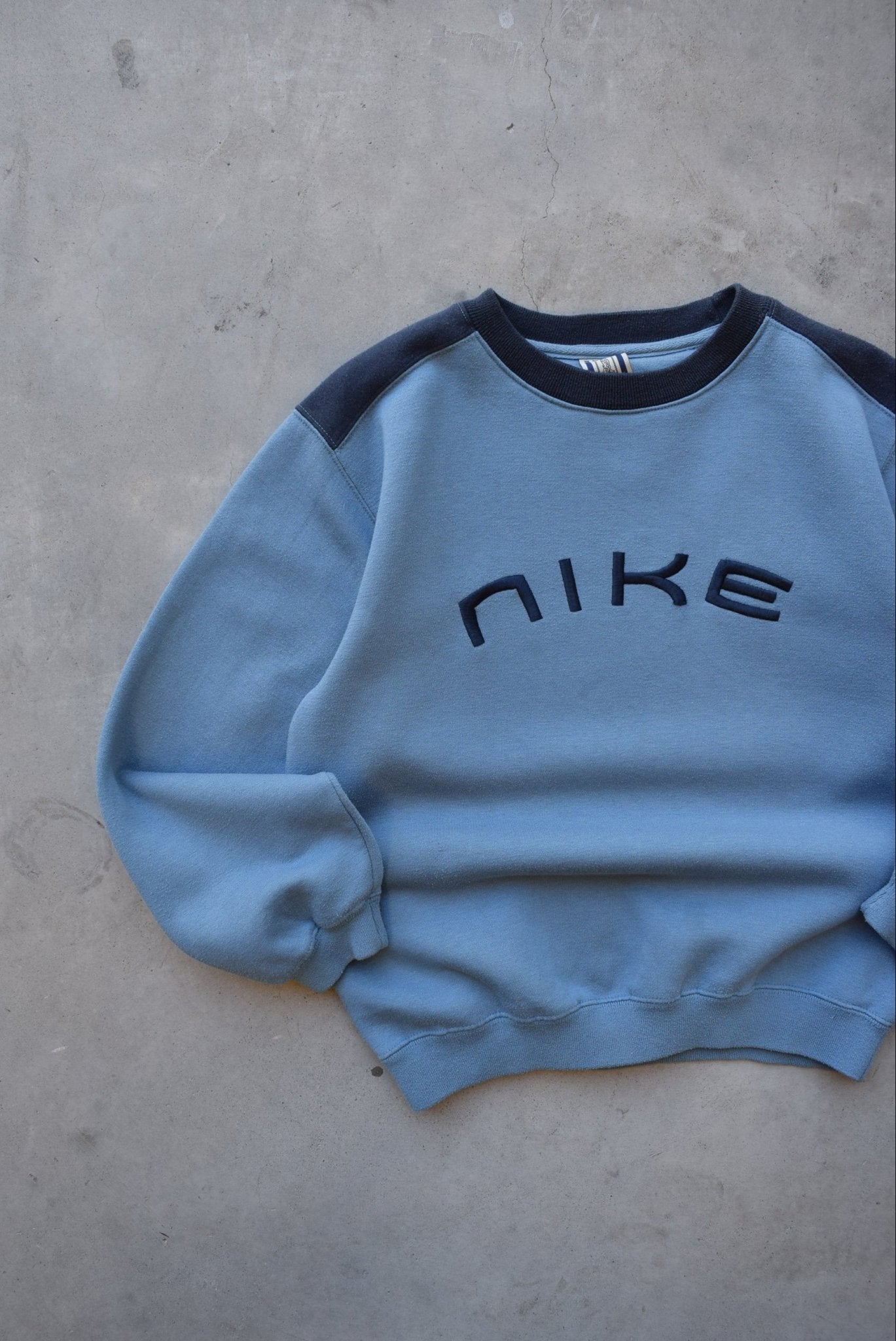 Nike Blue Embroidered Spellout Crewneck — 1990s (XS/S) - Retrospective Store