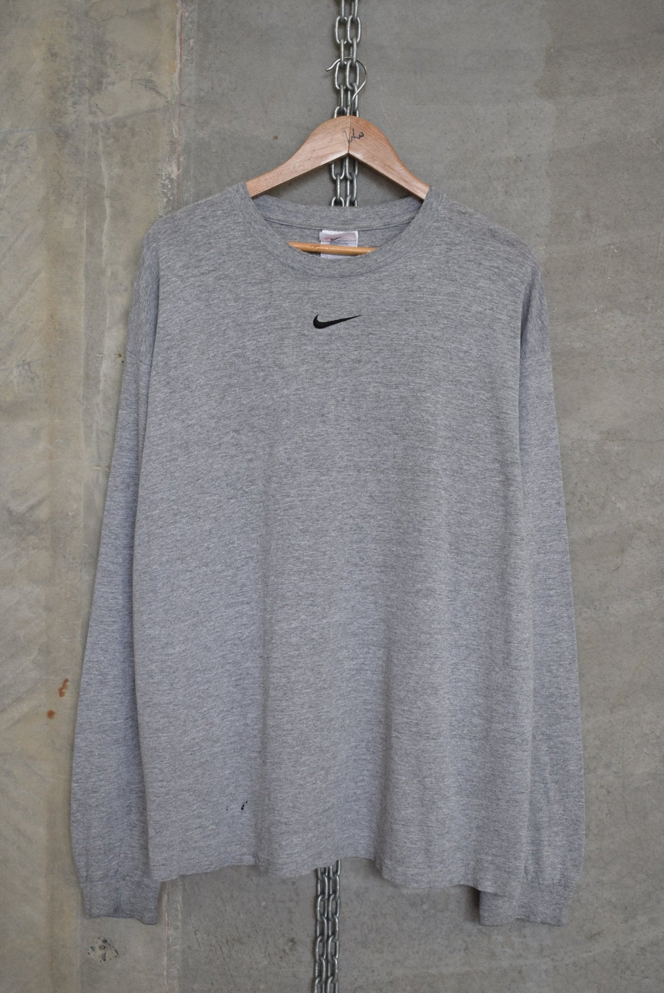 Nike Centre Swoosh Embroidered Long Sleeve Tee — 1990s (L/XL) - Retrospective Store