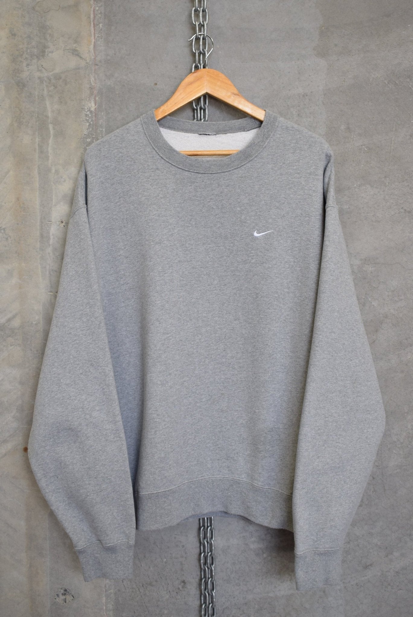 Nike Classic Logo Embroidered Crewneck — 2000s (L) - Retrospective Store