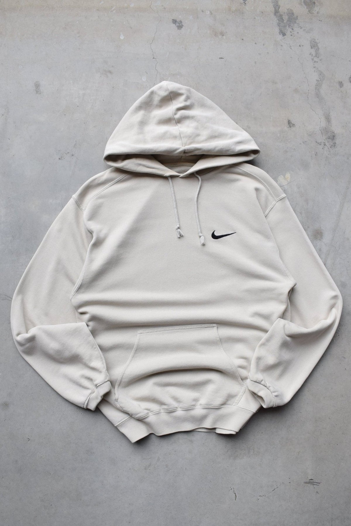 Nike Cream Embroidered Swoosh Hoodie — 1990s (M) - Retrospective Store