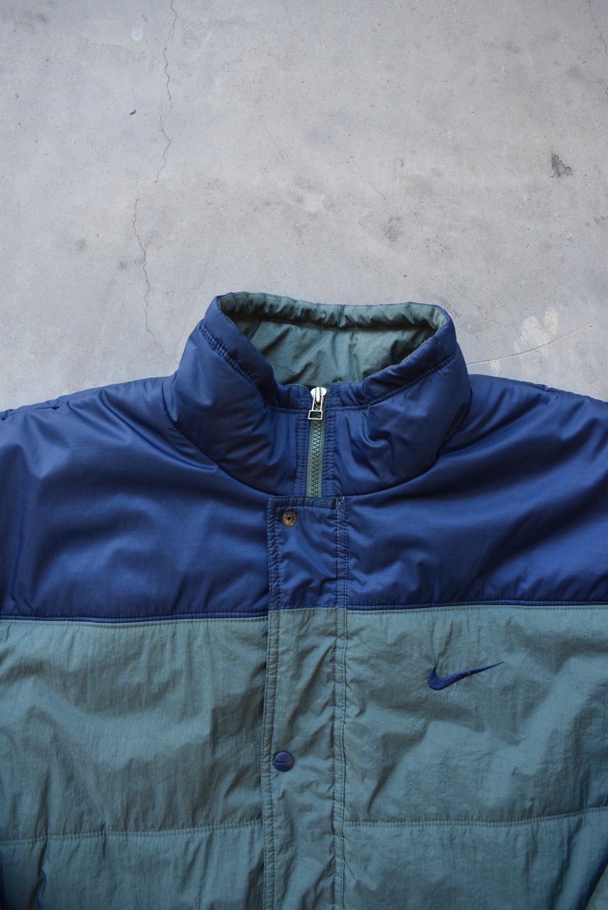 Nike Green & Navy Embroidered Swoosh Puffer Jacket — 1990s (XL/XXL) - Retrospective Store