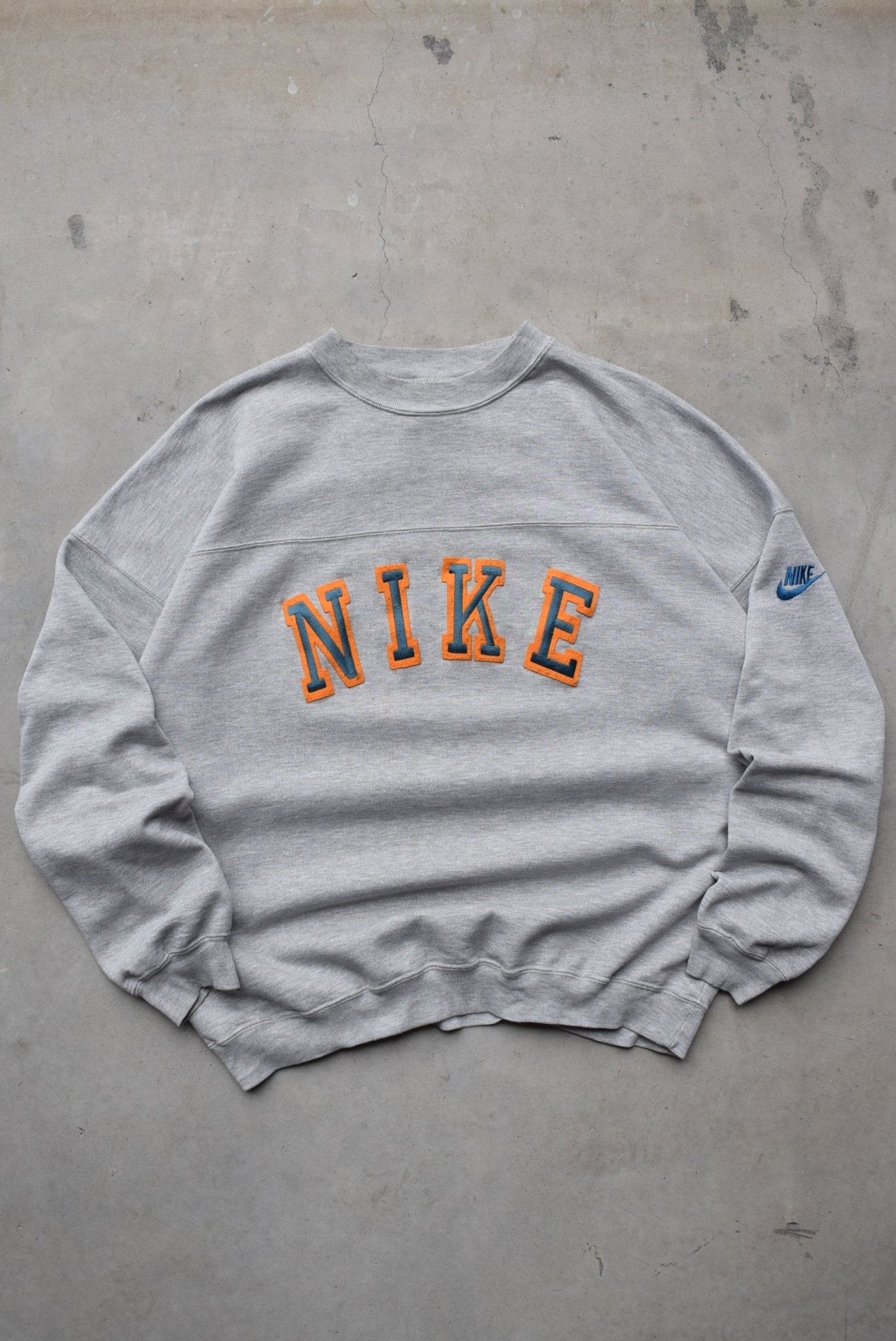 Nike Grey Embroidered Spellout Crewneck — 1990s (L) - Retrospective Store