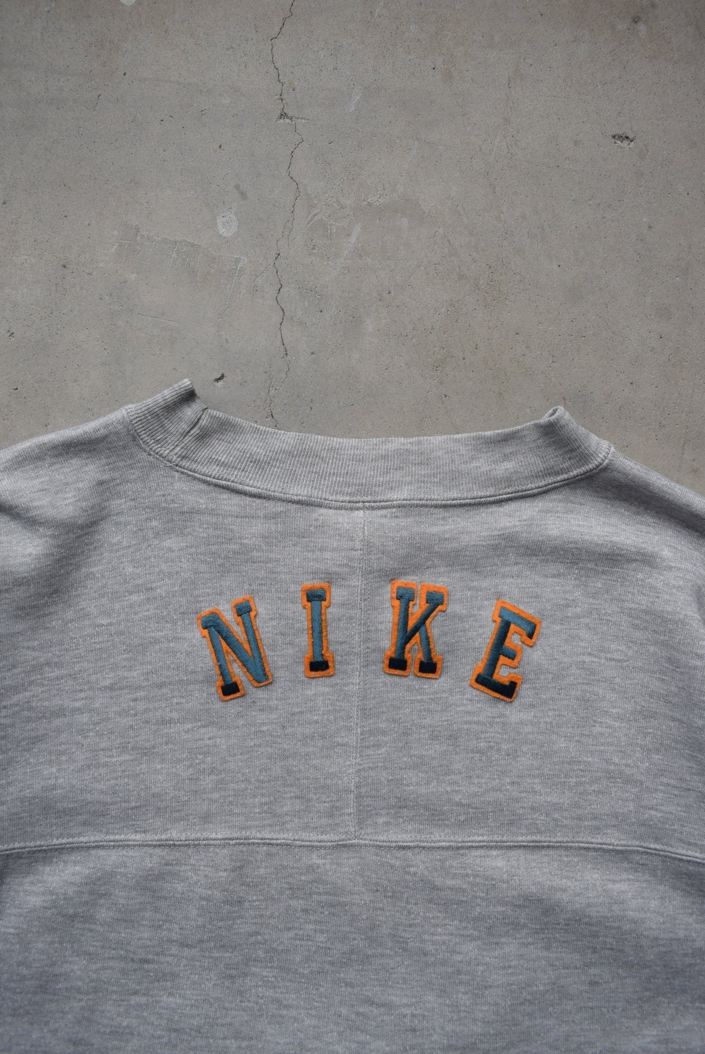Nike Grey Embroidered Spellout Crewneck — 1990s (L) - Retrospective Store