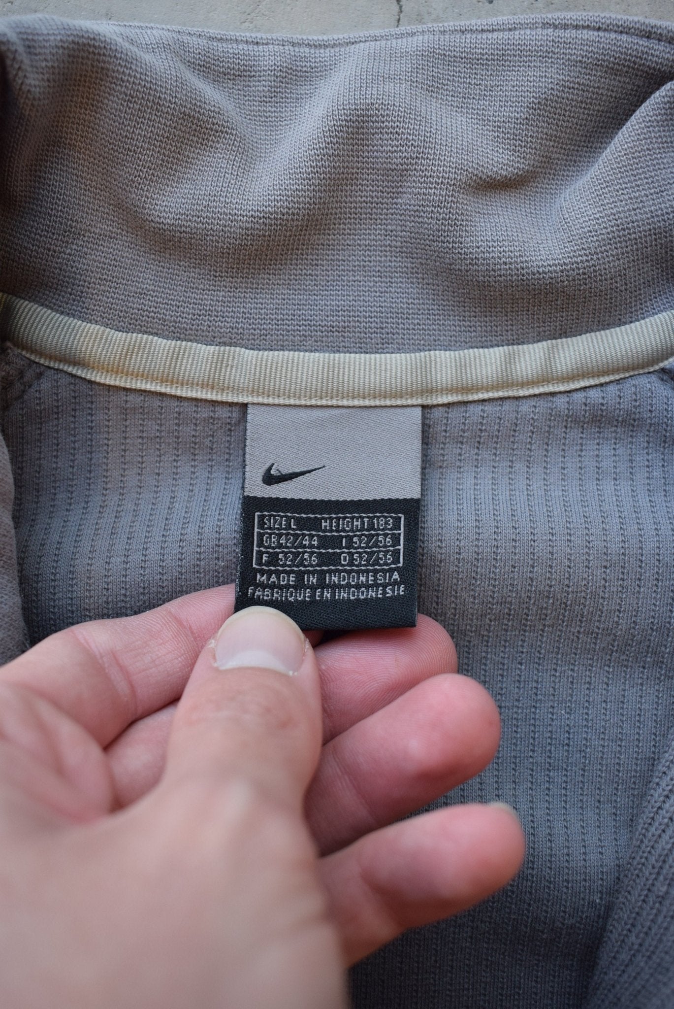 Nike Grey Embroidered Spellout Jacket — 2000s (M/L) - Retrospective Store