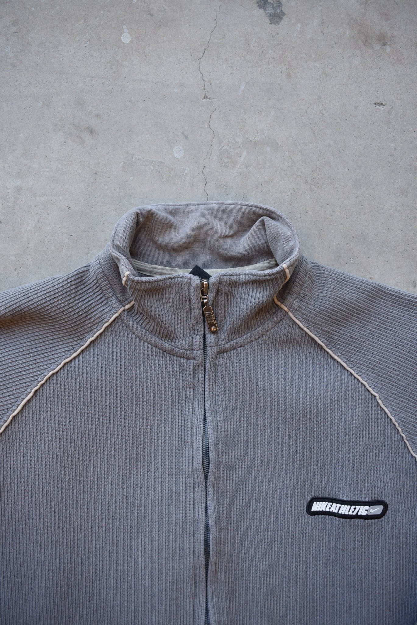 Nike Grey Embroidered Spellout Jacket — 2000s (M/L) - Retrospective Store