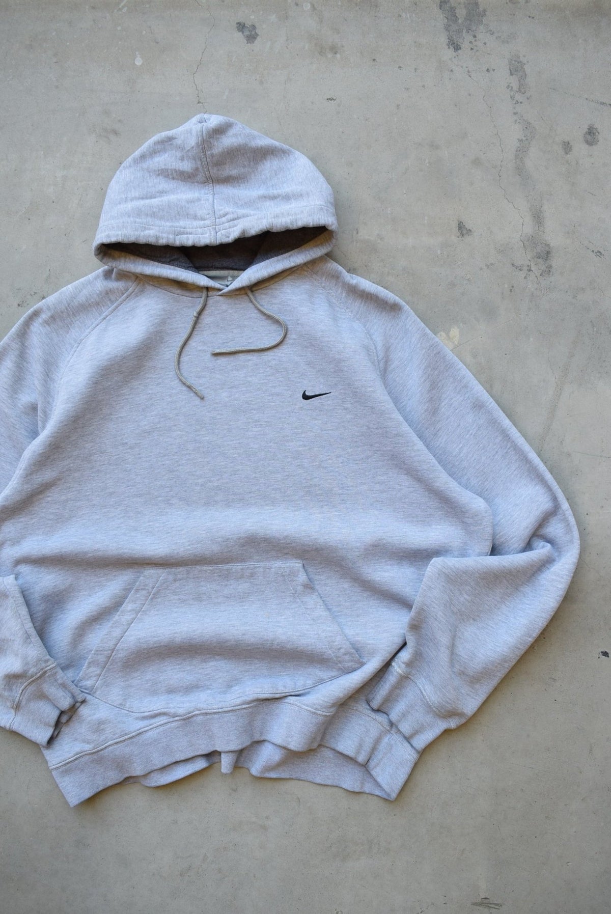 Nike Grey Embroidered Swoosh Hoodie — 2000s (XL) - Retrospective Store