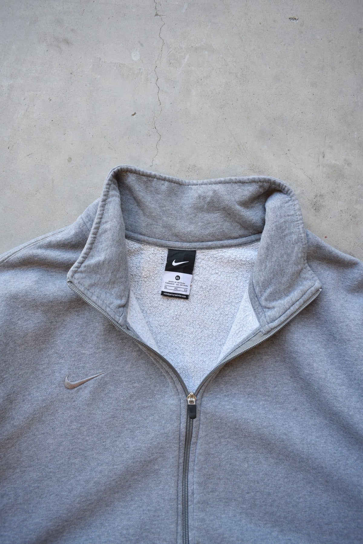 Nike Grey Embroidered Swoosh Jacket — 2000s (XL) - Retrospective Store
