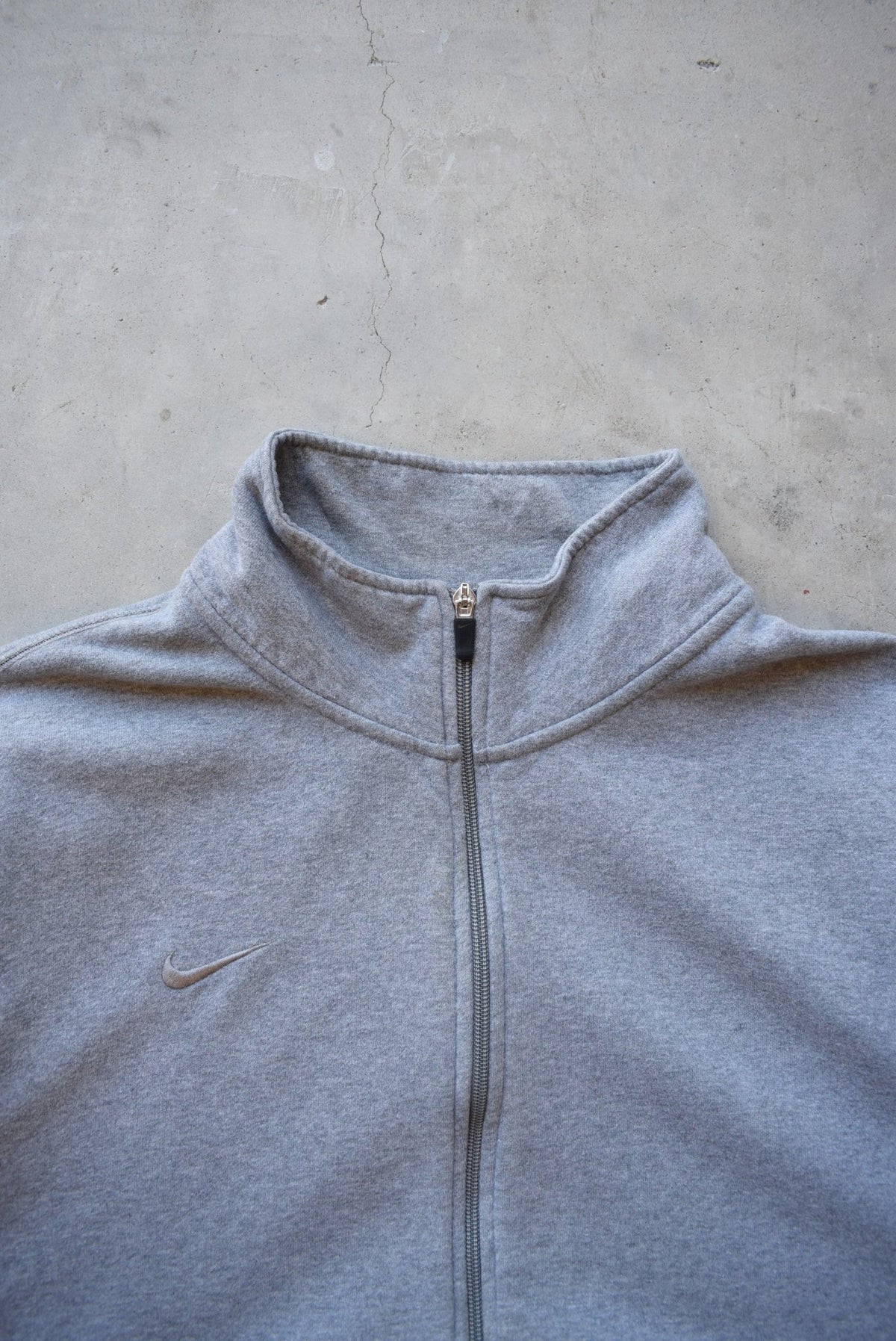 Nike Grey Embroidered Swoosh Jacket — 2000s (XL) - Retrospective Store
