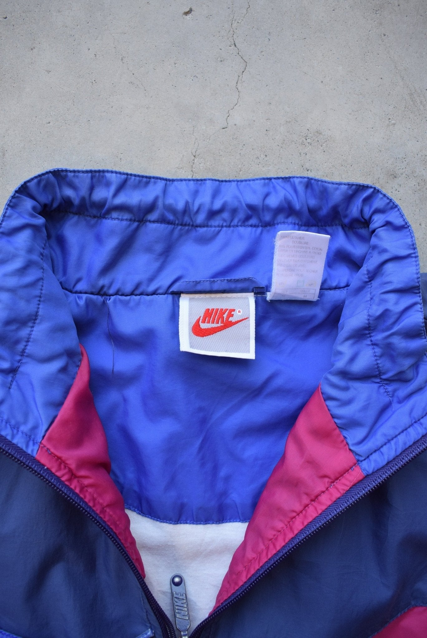 Nike Navy Embroidered Spellout Jacket — 1990s (M) - Retrospective Store