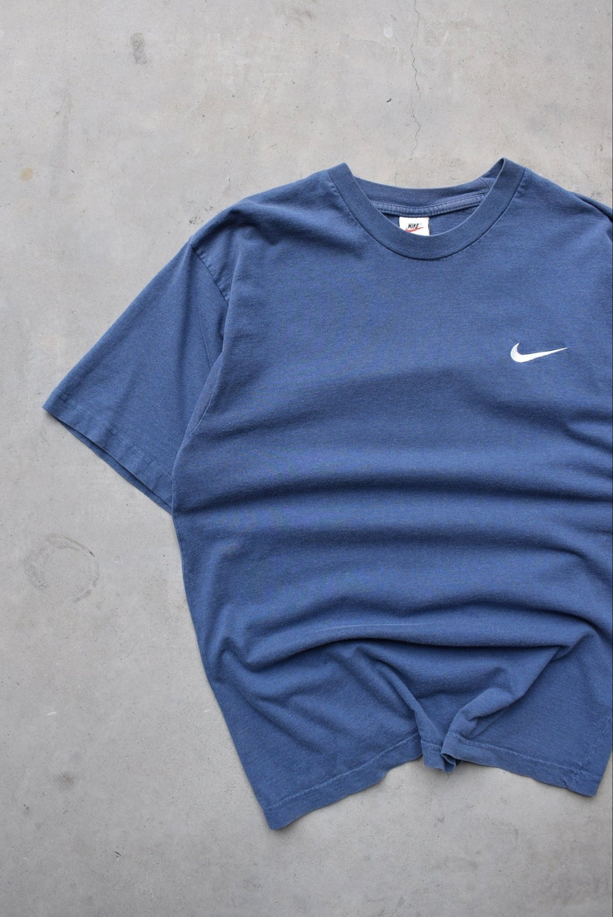 Nike Navy Embroidered Swoosh Tee — 1990s (M) - Retrospective Store