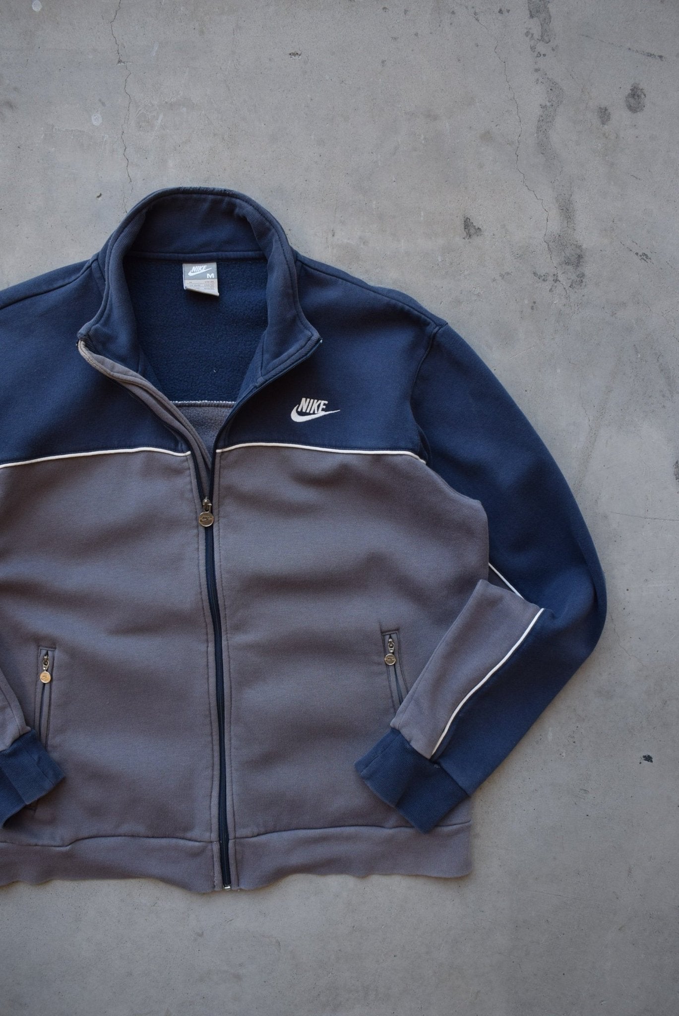 Nike Navy & Grey Embroidered Spellout Jacket — 2000s (S/M) - Retrospective Store