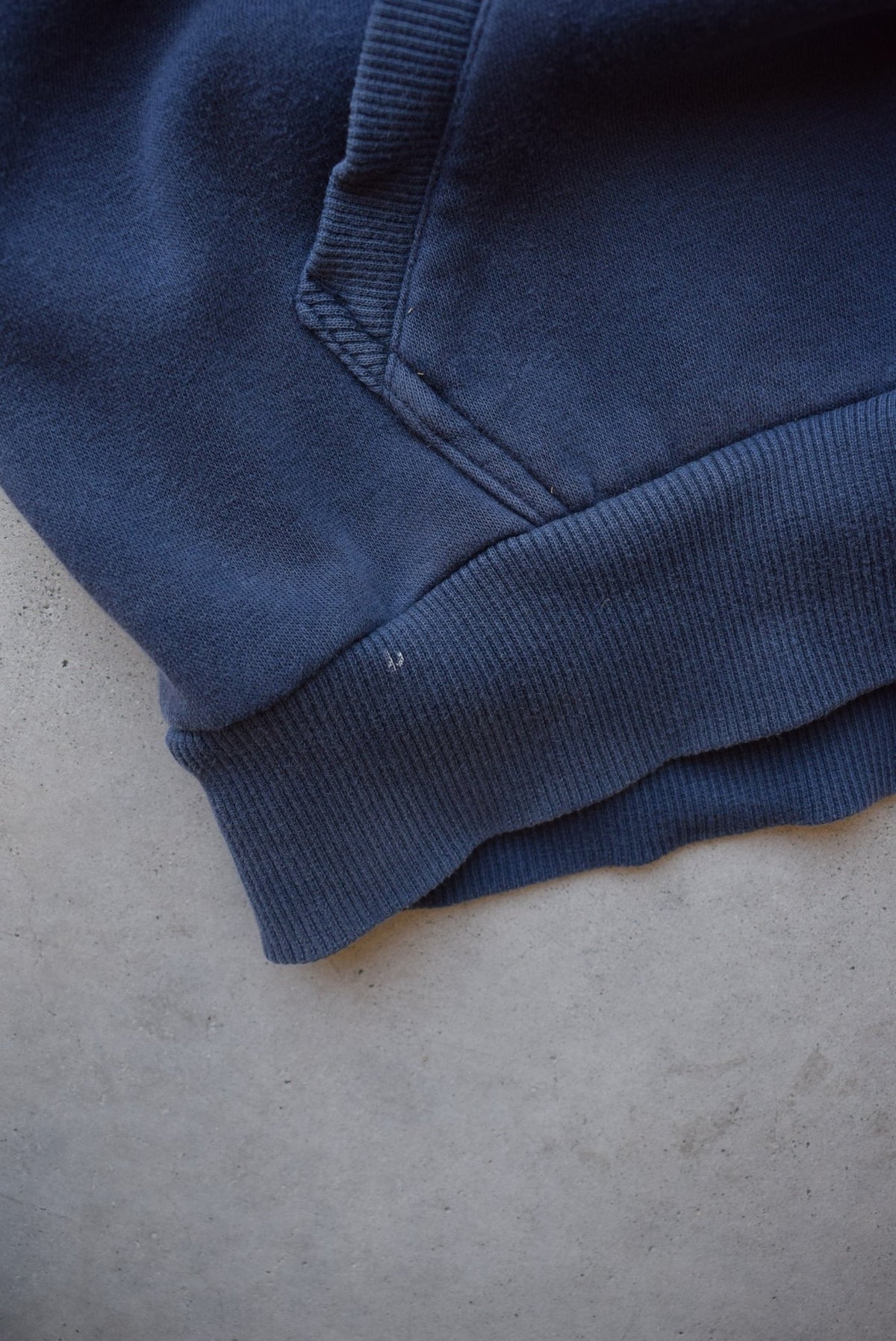 Nike Navy & White Embroidered Spellout Hoodie — 2000s (S) - Retrospective Store