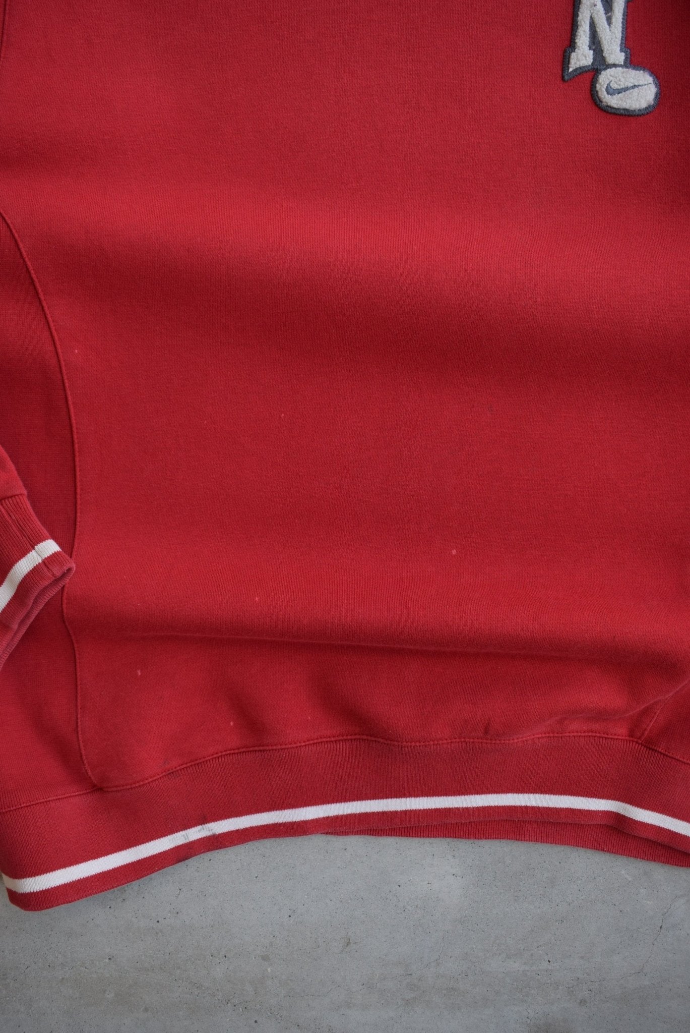 Nike Red Embroidered Logo Crewneck — 2000s (S/M) - Retrospective Store