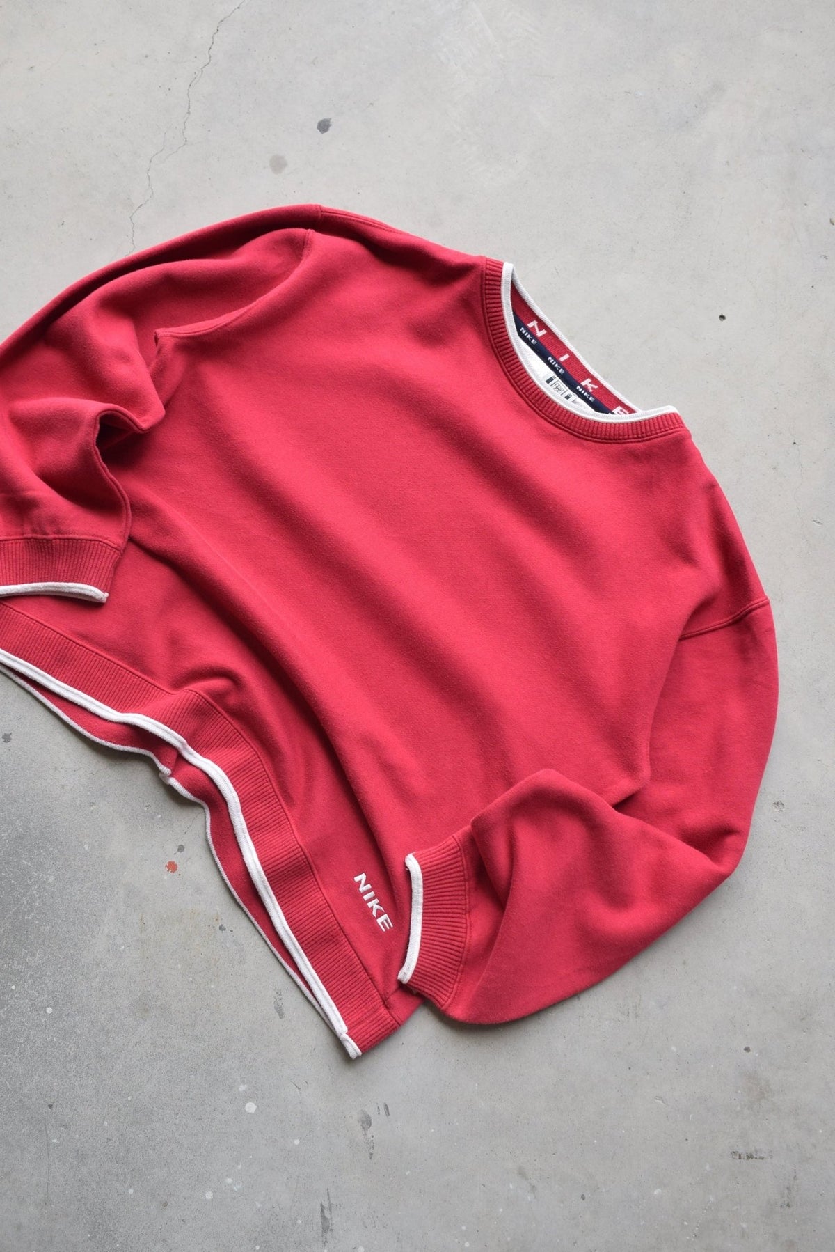 Nike Red Embroidered Spellout Crewneck — 1990s (S) - Retrospective Store
