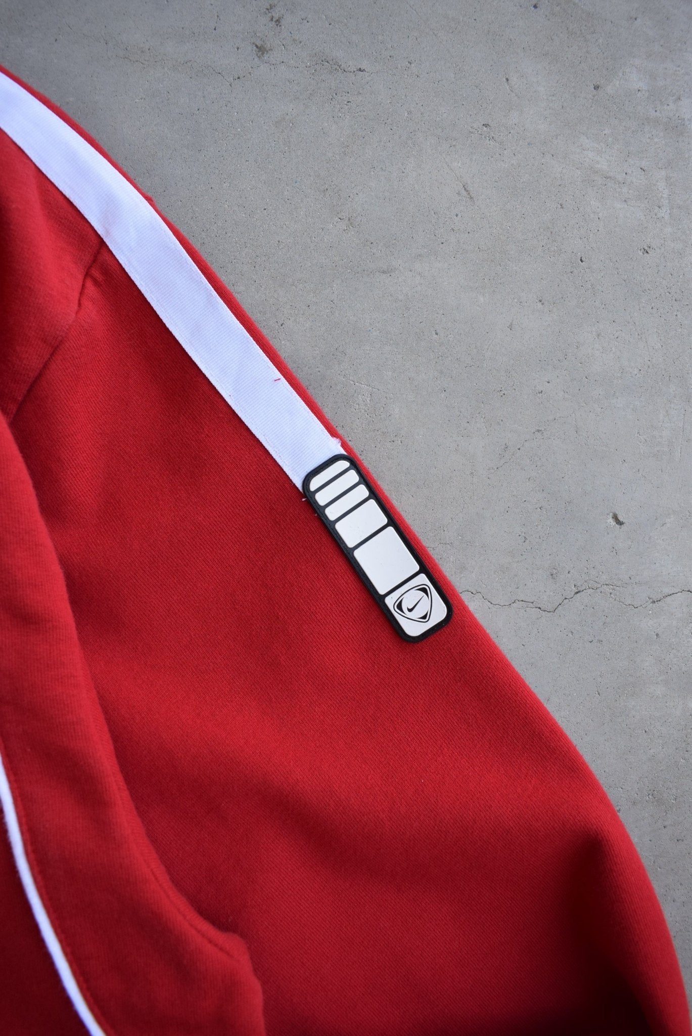Nike Red Embroidered Swoosh Crewneck — 2000s (L/XL) - Retrospective Store