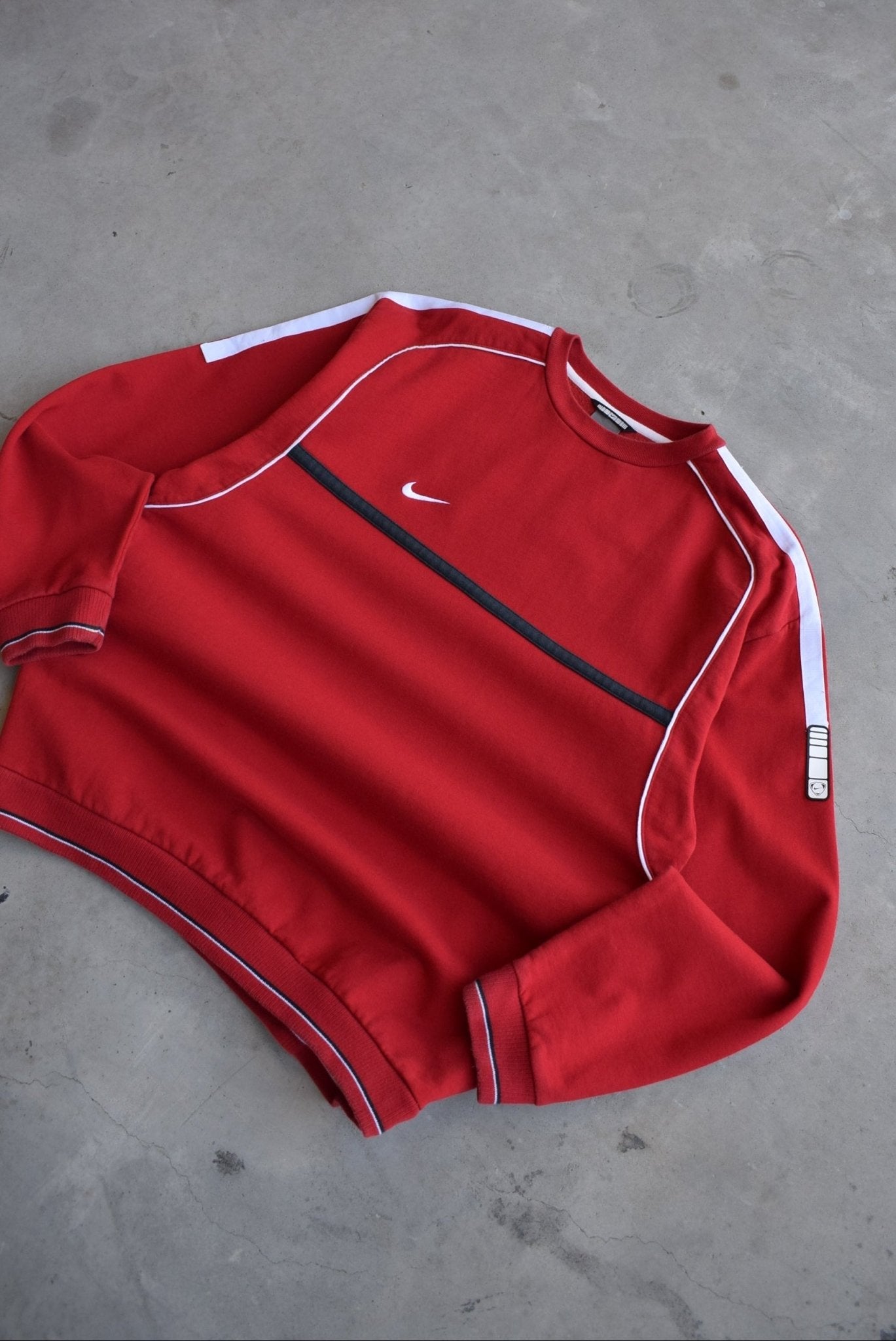 Nike Red Embroidered Swoosh Crewneck — 2000s (L/XL) - Retrospective Store