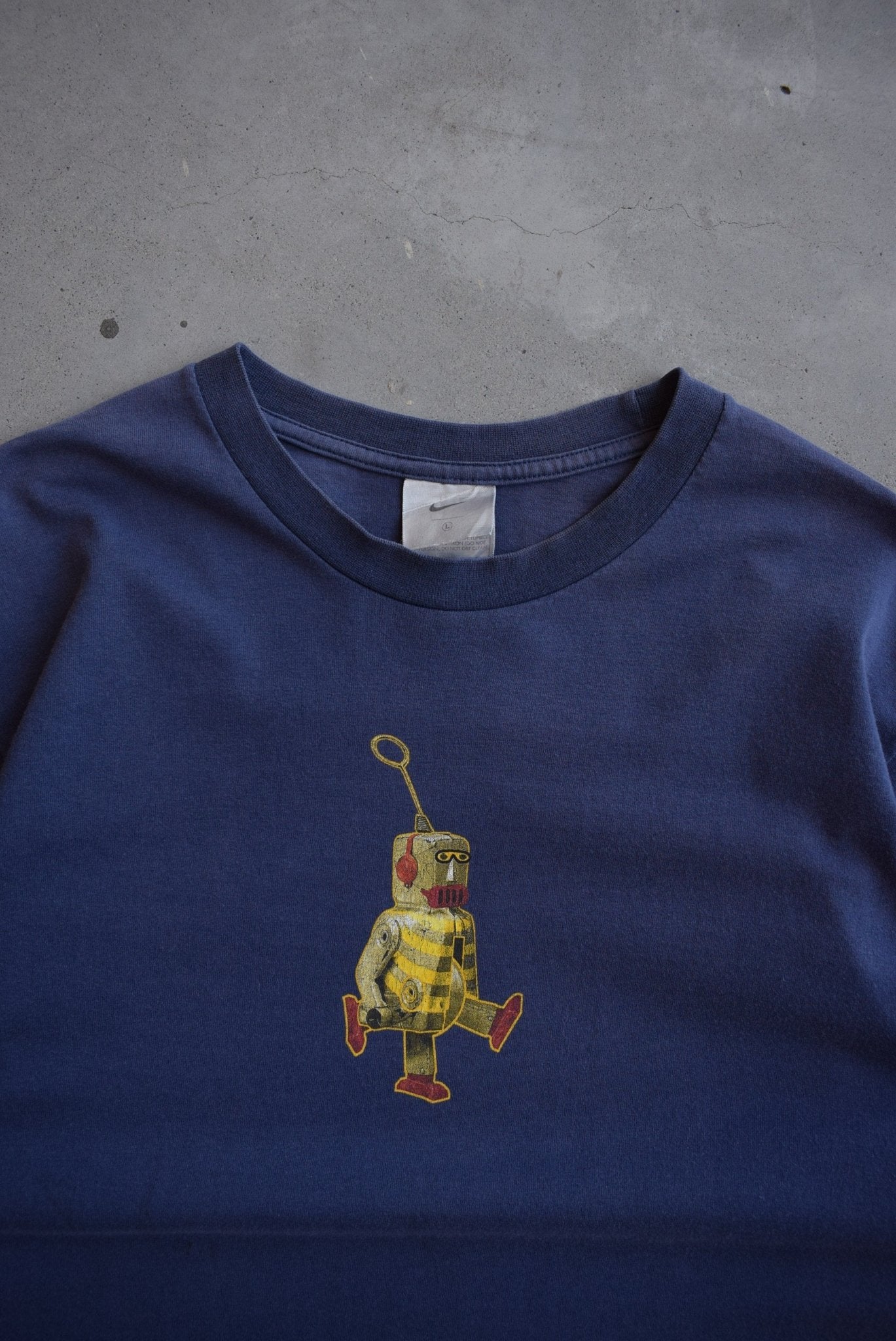 Nike Robot Navy Graphic Tee — 2000s (M/L) - Retrospective Store