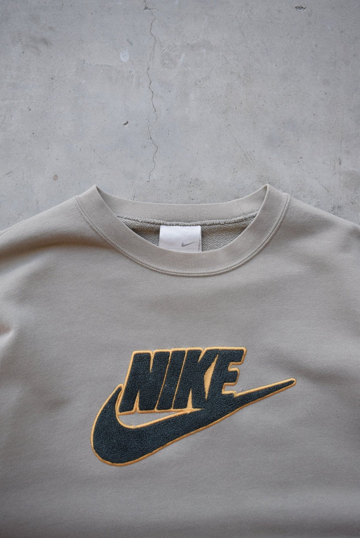 Nike Tan Embroidered Spellout Crewneck — 2000s (M/L) - Retrospective Store