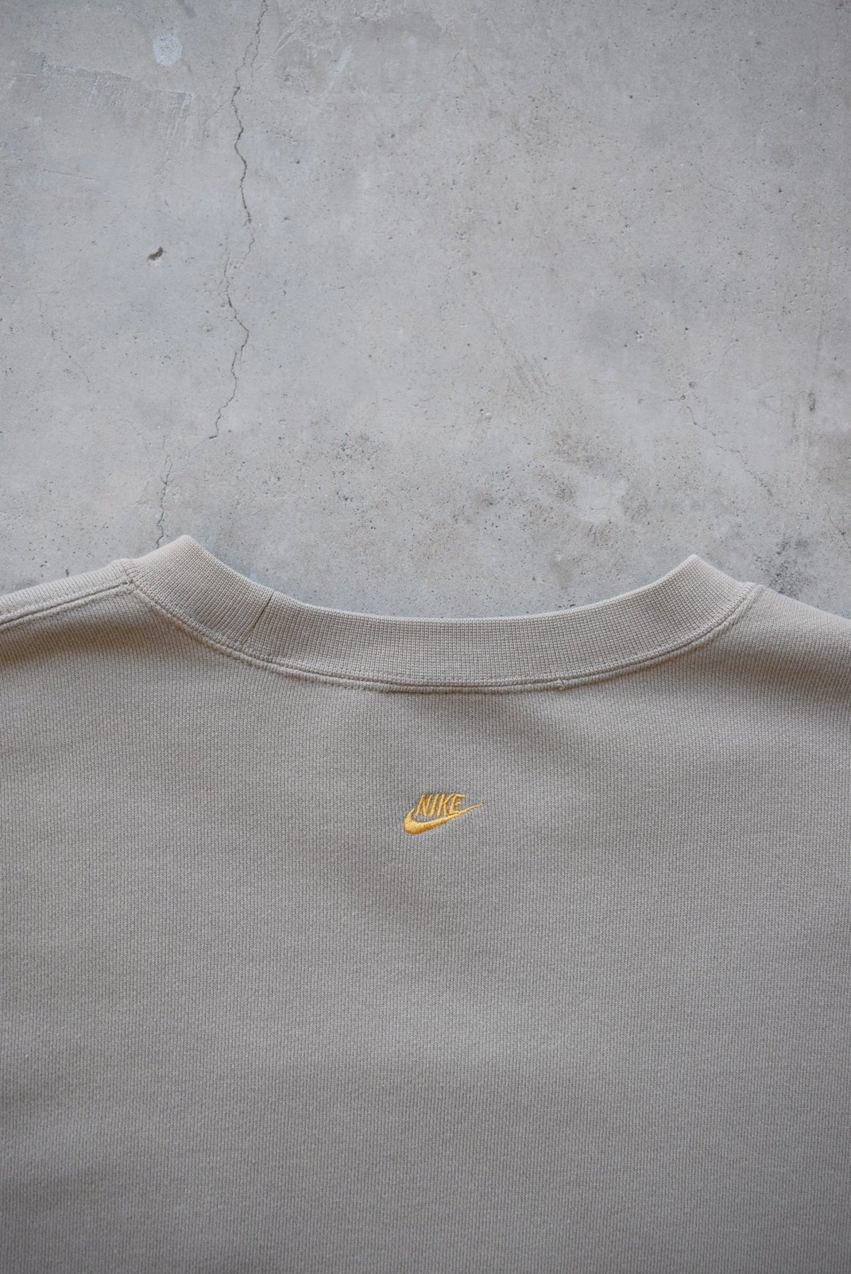 Nike Tan Embroidered Spellout Crewneck — 2000s (M/L) - Retrospective Store