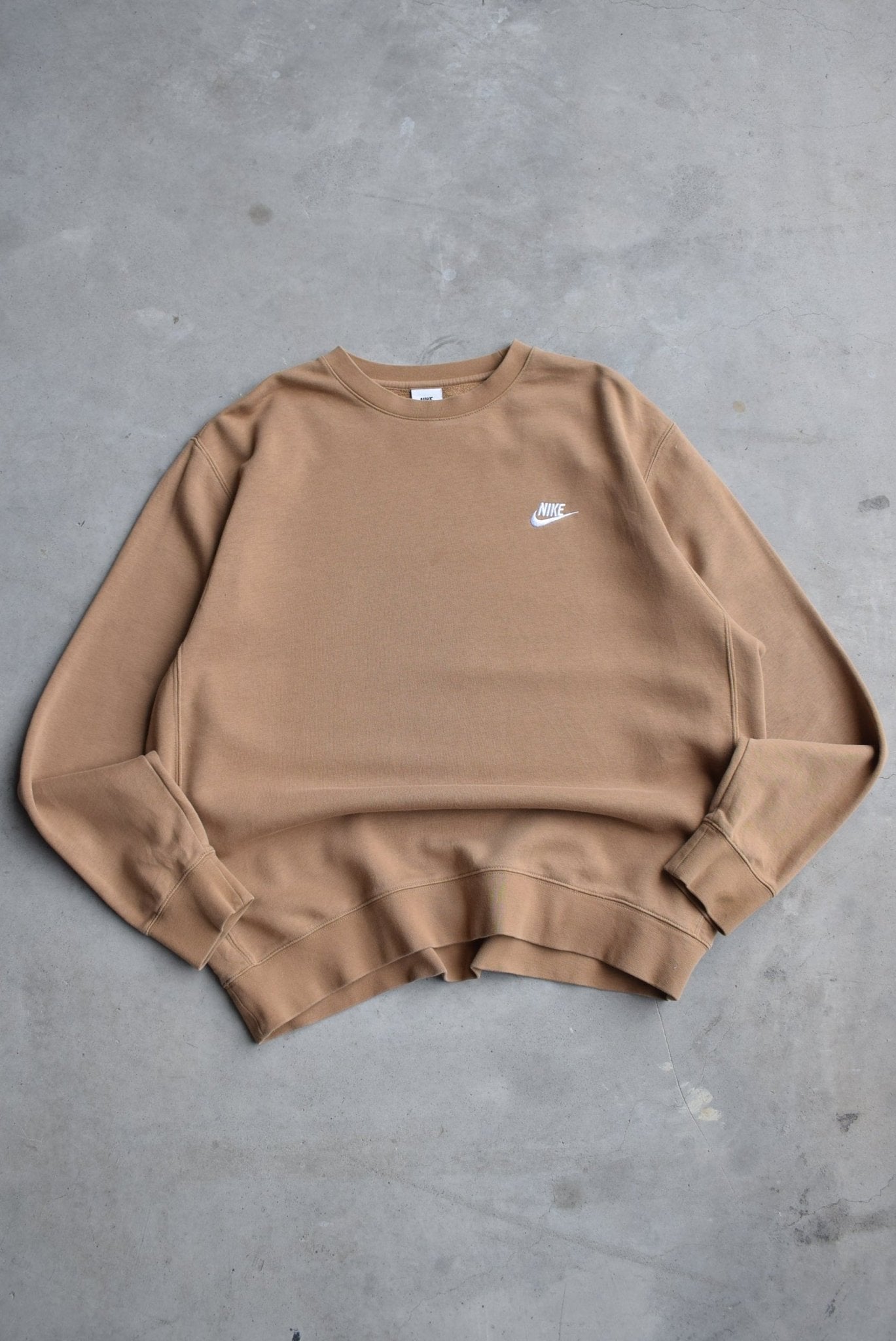 Nike Tan Embroidered Swoosh Crewneck — 2000s (XL) - Retrospective Store