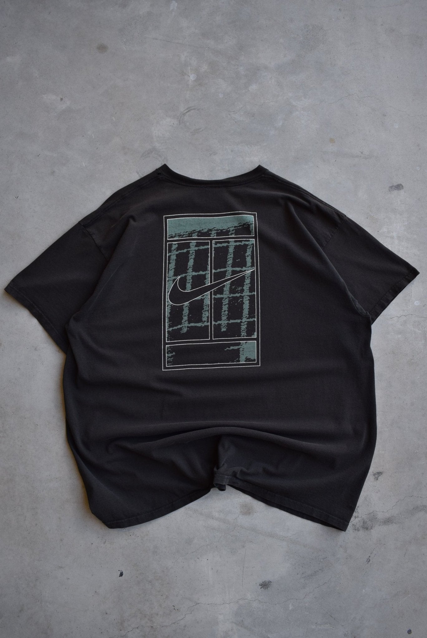 Nike Tennis Black Graphic Tee — 1990s (XXL) - Retrospective Store
